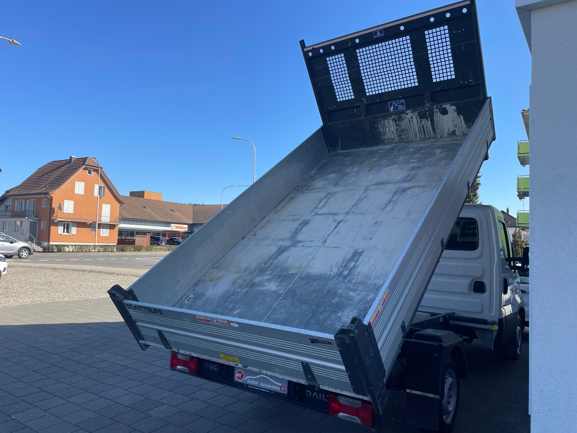 IVECO 33 S 14-image-9