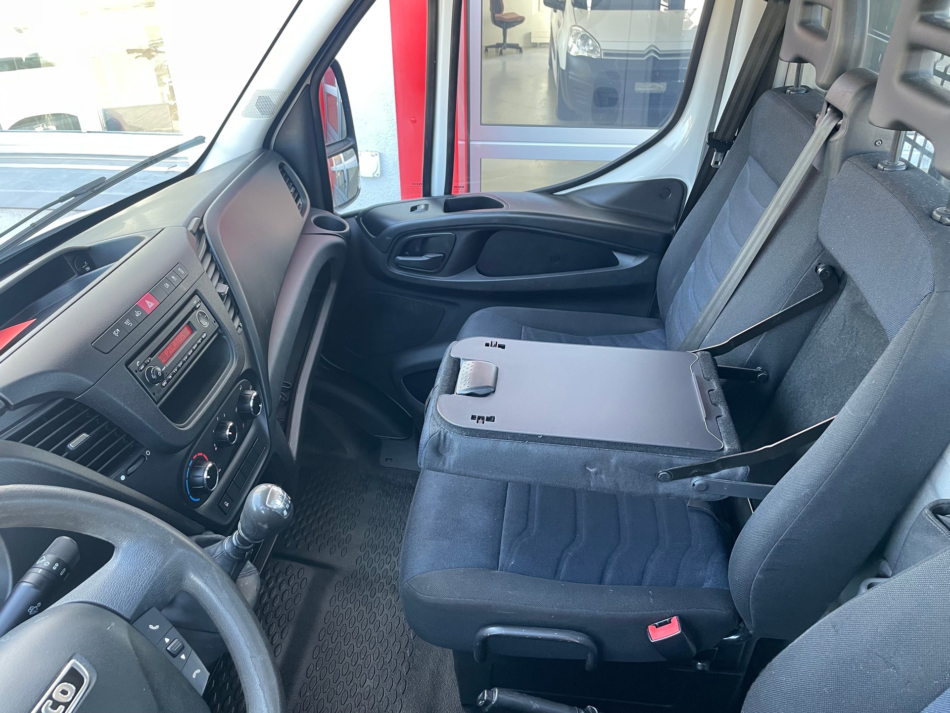 IVECO 33 S 14-image-13