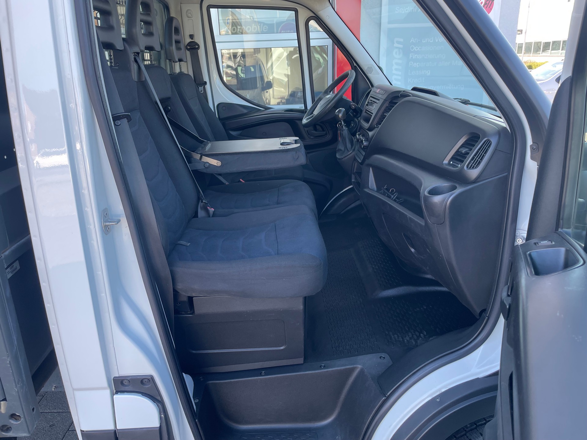 IVECO 33 S 14-image-14