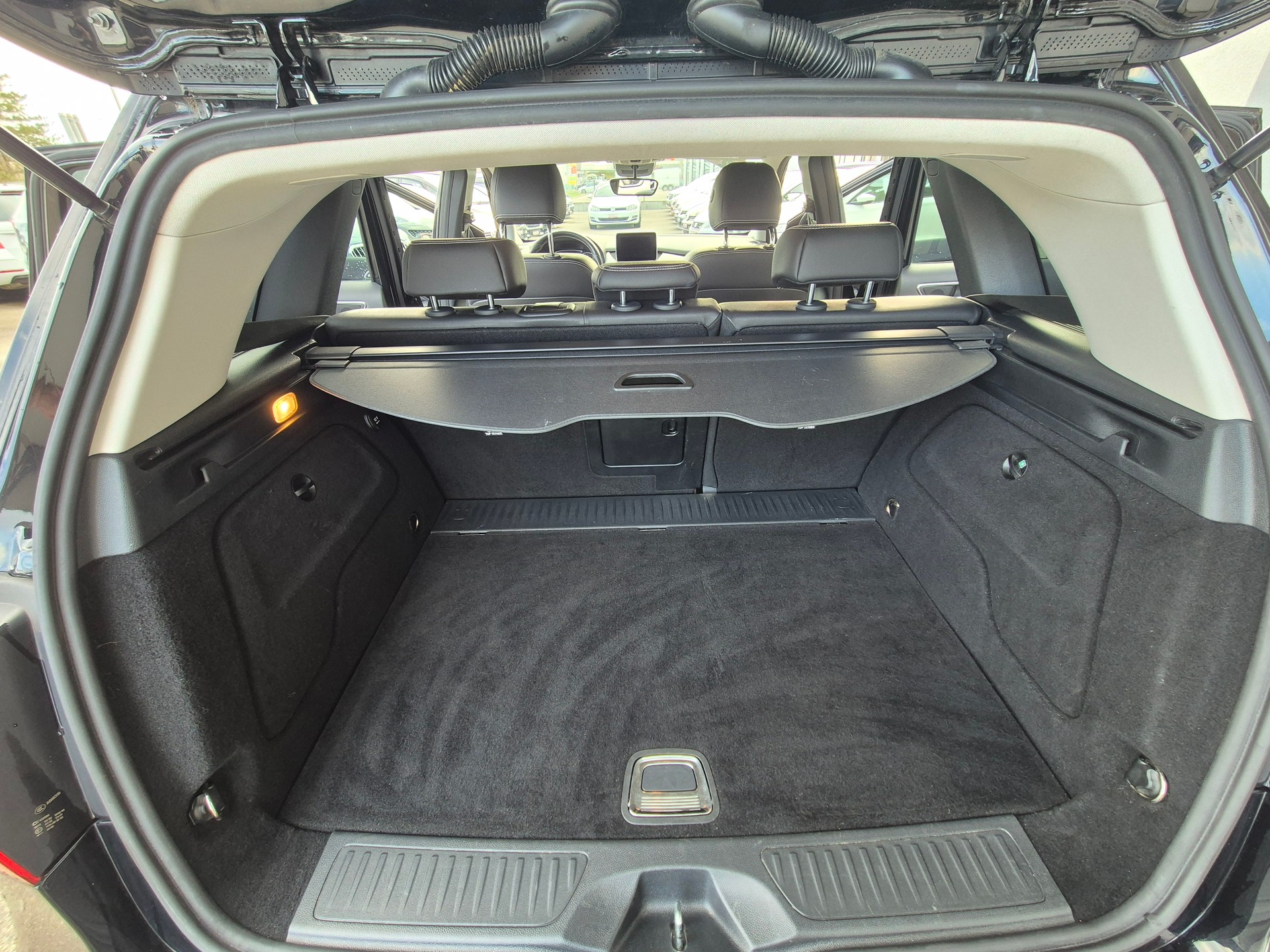 MERCEDES-BENZ B 200 CDI Urban-image-11