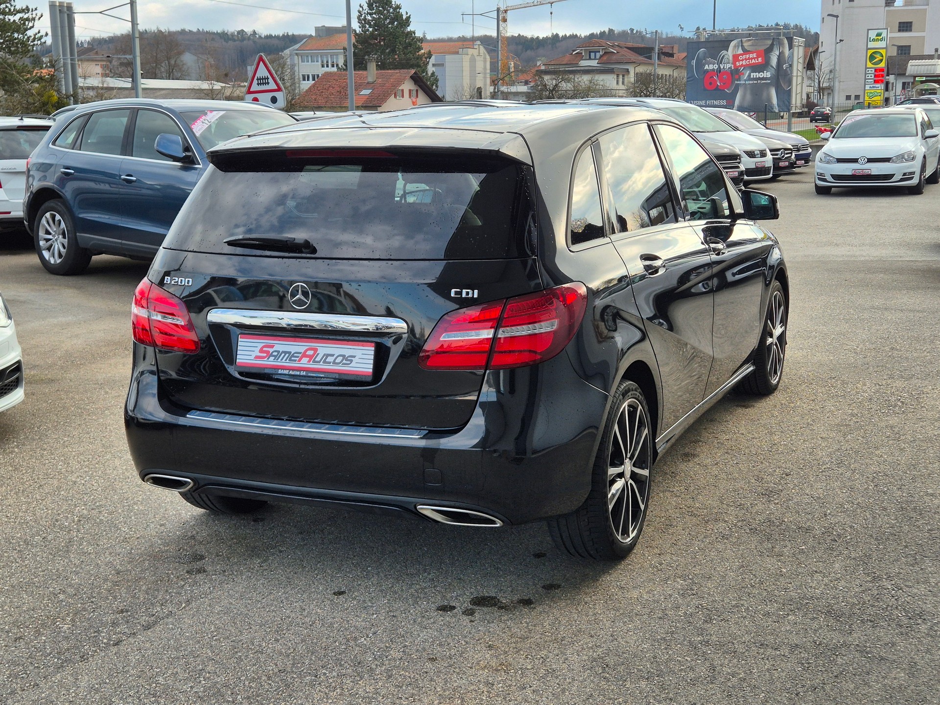 MERCEDES-BENZ B 200 CDI Urban-image-1