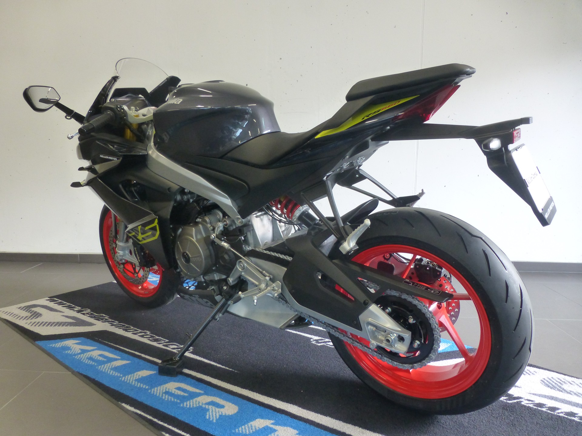 APRILIA RS 660 (35kW)-showroom-element-3