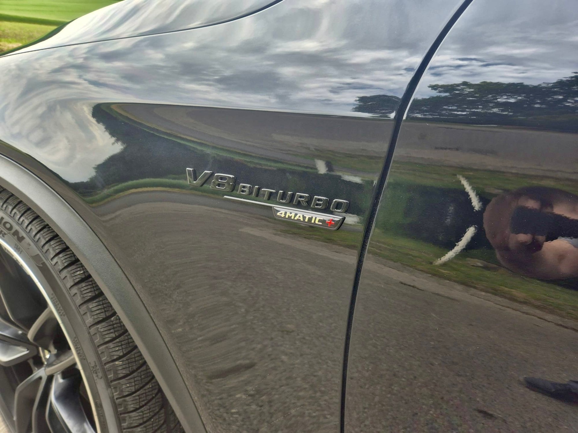 MERCEDES-BENZ GLC 63 AMG 4Matic+ 9G-Tronic-image-2