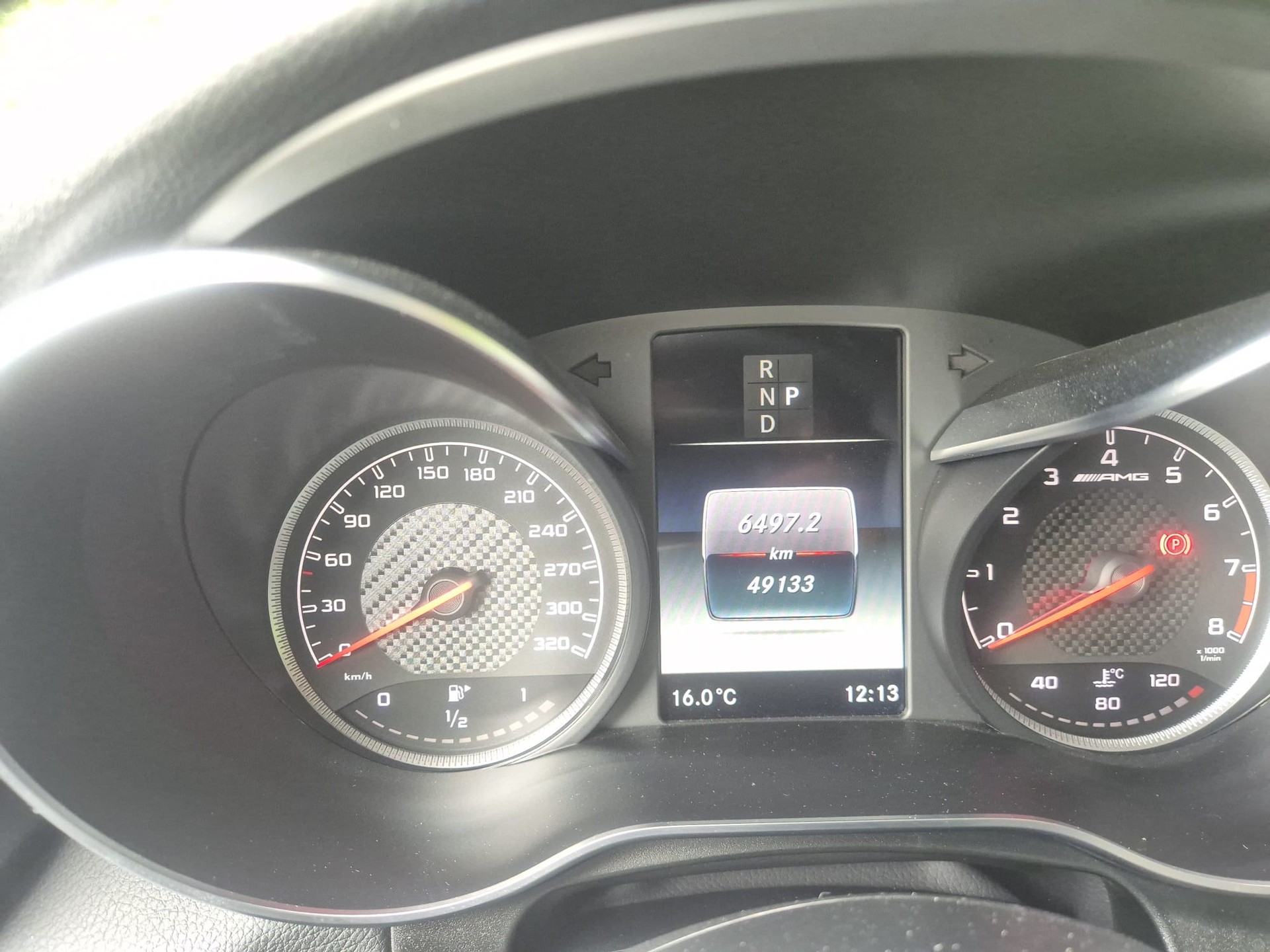 MERCEDES-BENZ GLC 63 AMG 4Matic+ 9G-Tronic-image-9