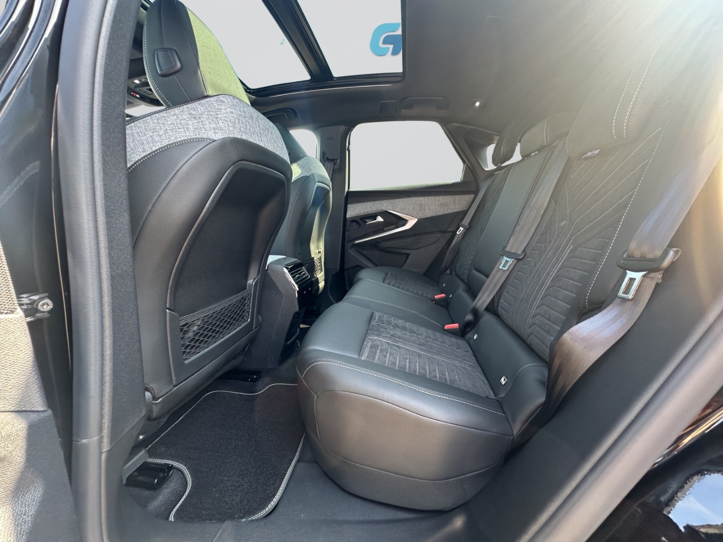 PEUGEOT 3008 NEW 73kWh GT-image-8