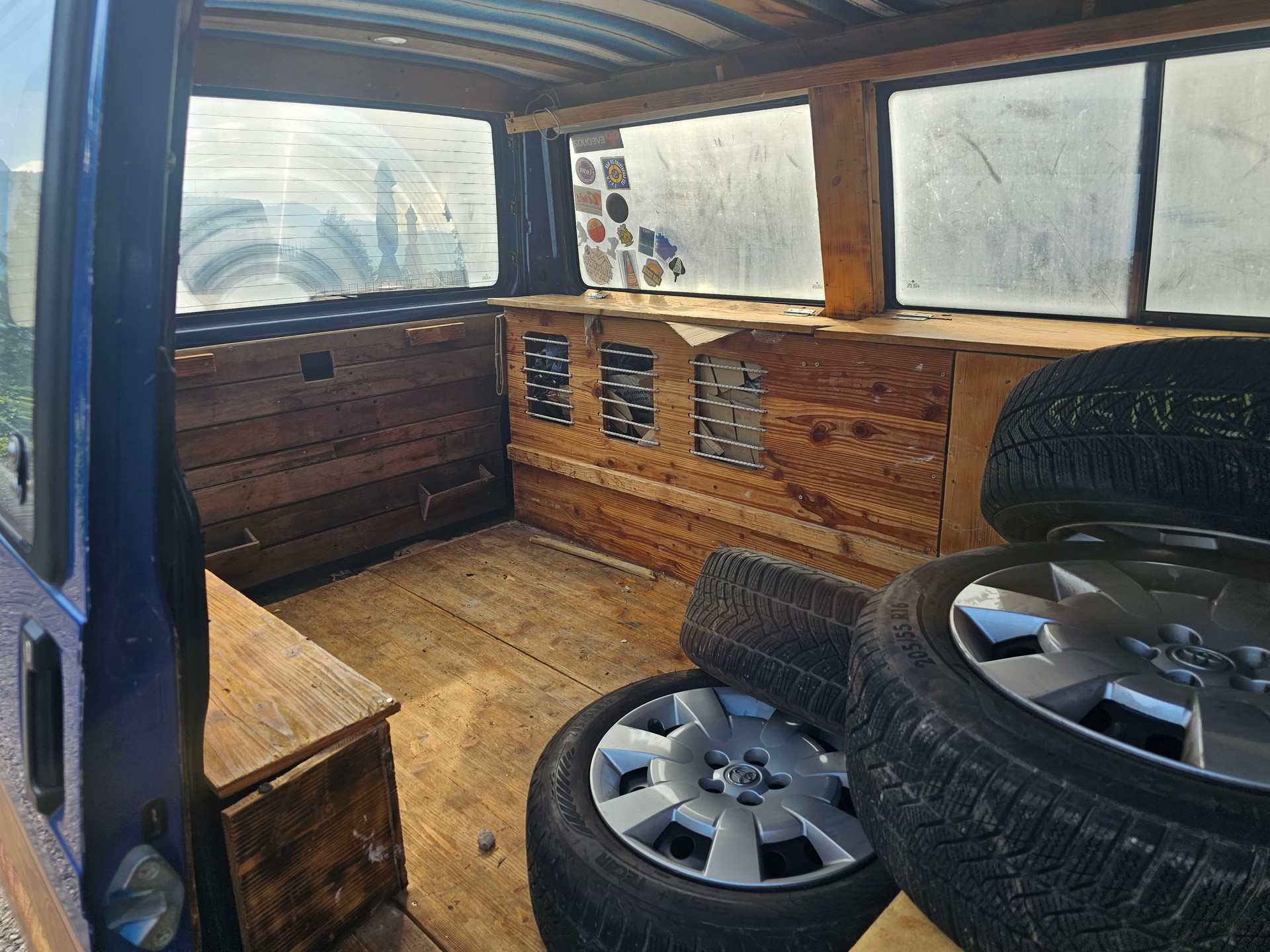 VW T4 Caravelle 2.5 AUTOMAT-image-8