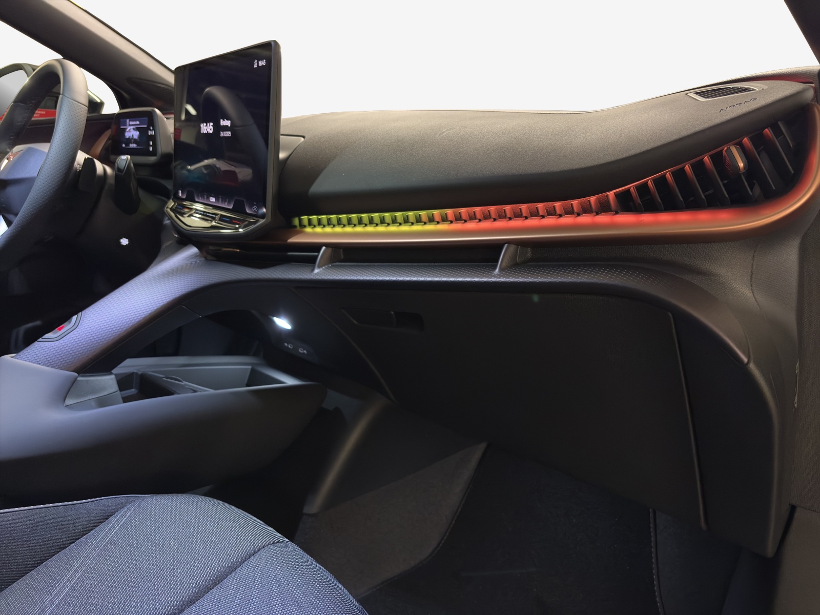 CUPRA Tavascan Type 8 77 kWh VZ-image-14