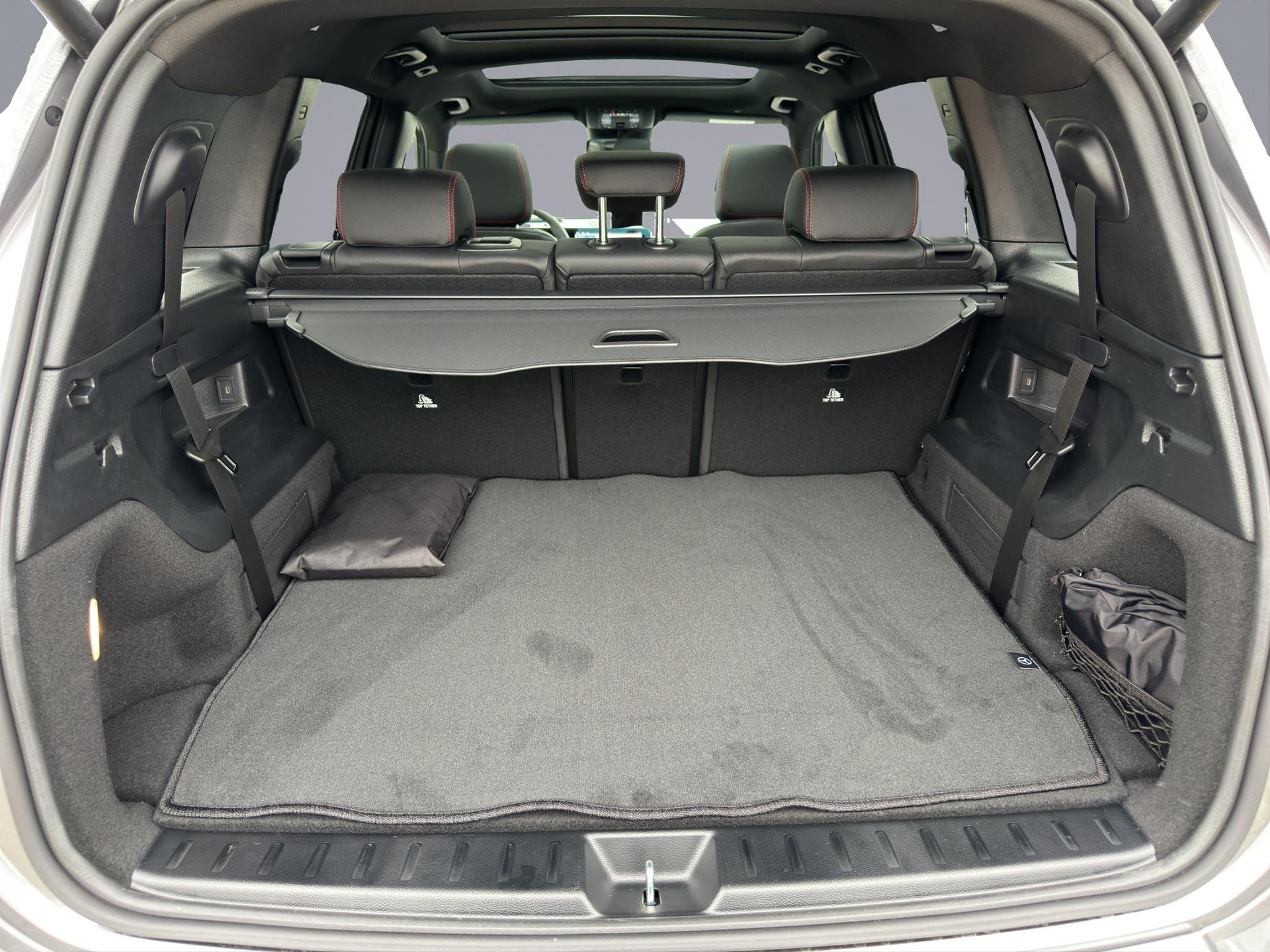 MERCEDES-BENZ GLB 35 AMG 4matic-image-14