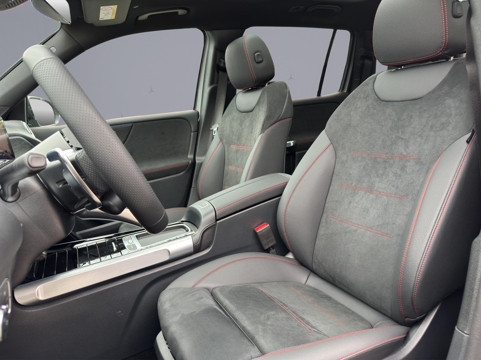 MERCEDES-BENZ GLB 35 AMG 4matic-image-6