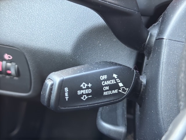 AUDI A1 SB 1.2 TFSI S-LINE-image-13