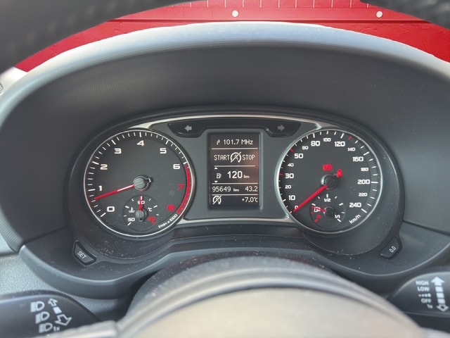 AUDI A1 SB 1.2 TFSI S-LINE-image-9