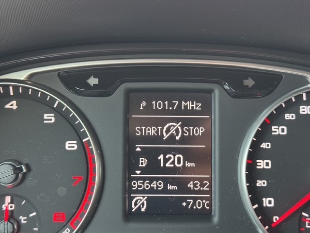 AUDI A1 SB 1.2 TFSI S-LINE-image-12