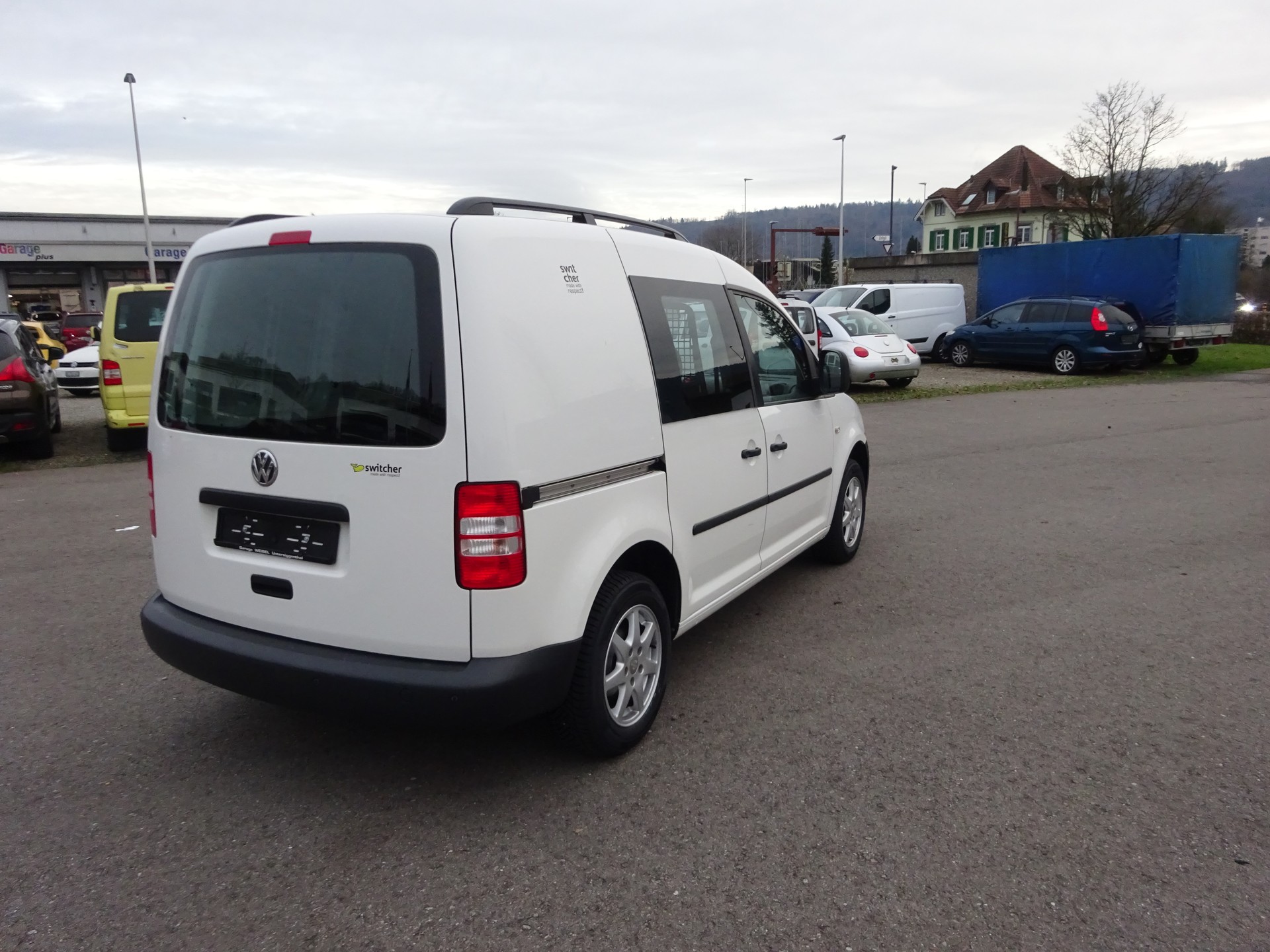 VW Caddy 1.6 TDI-image-5