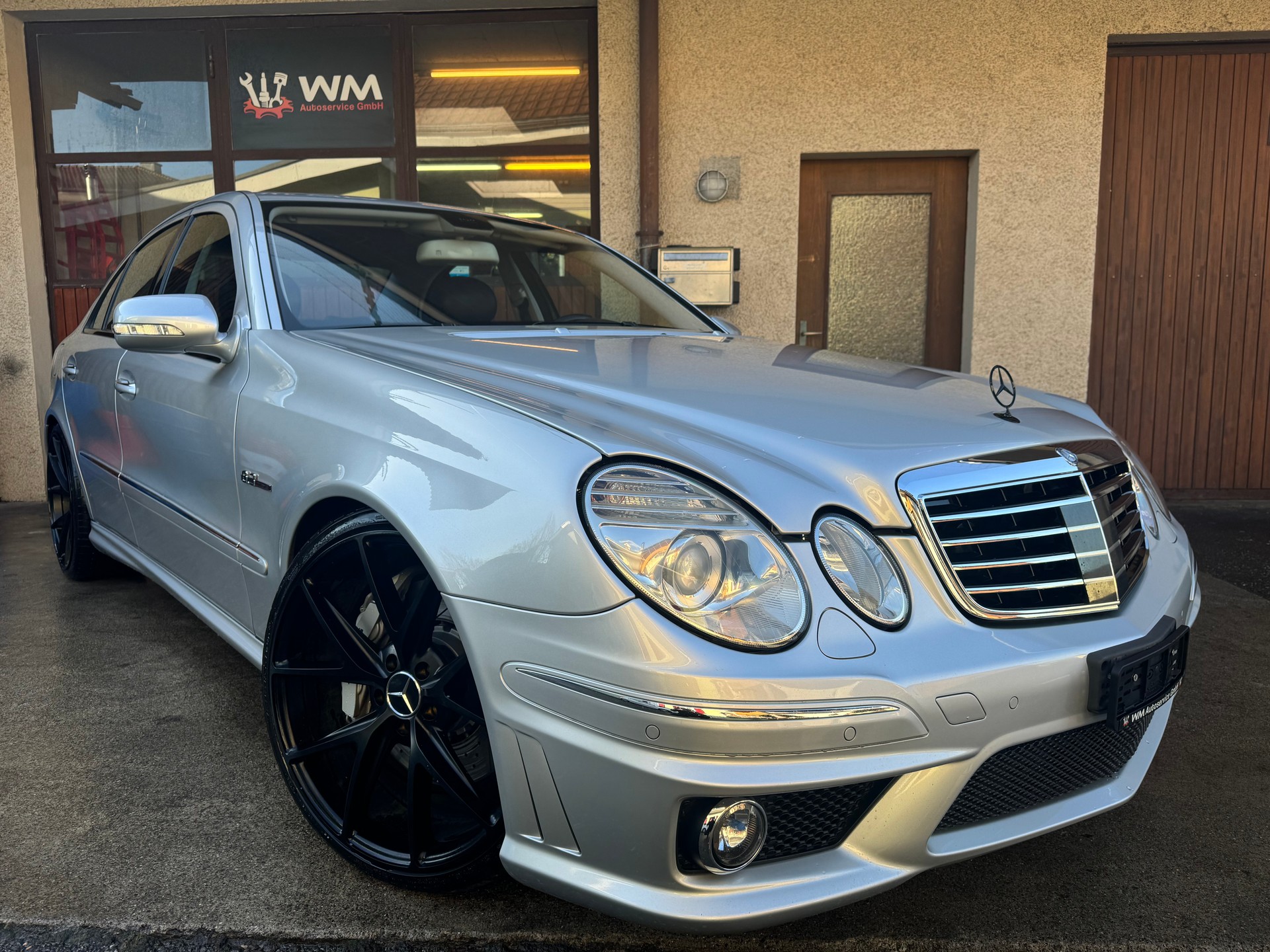 MERCEDES-BENZ E 63 AMG Avantgarde 7G-Tronic