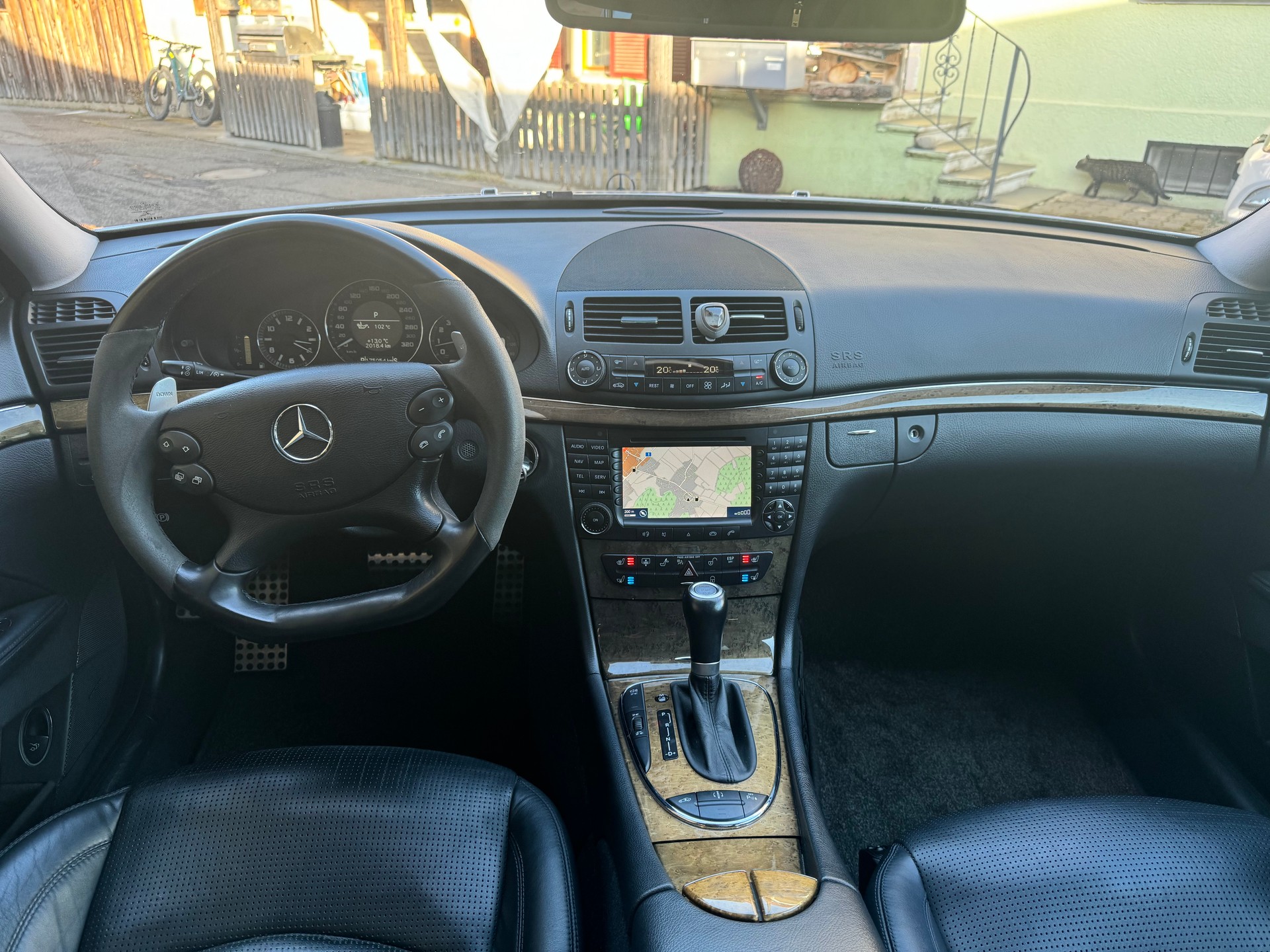 MERCEDES-BENZ E 63 AMG Avantgarde 7G-Tronic-image-6