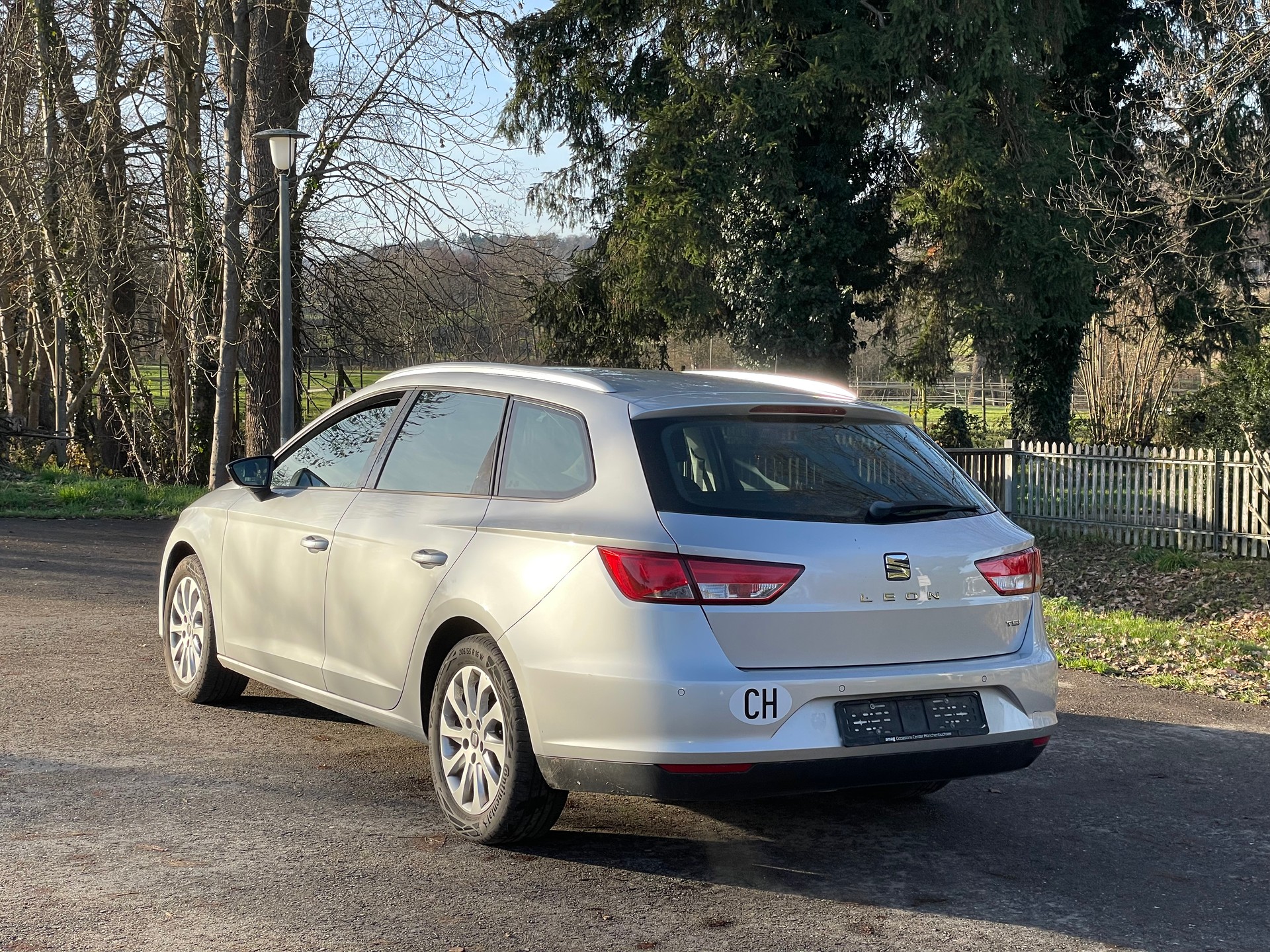 SEAT Leon ST 1.4 TSI Style Frisch ab MFK 12.2025-showroom-element-3