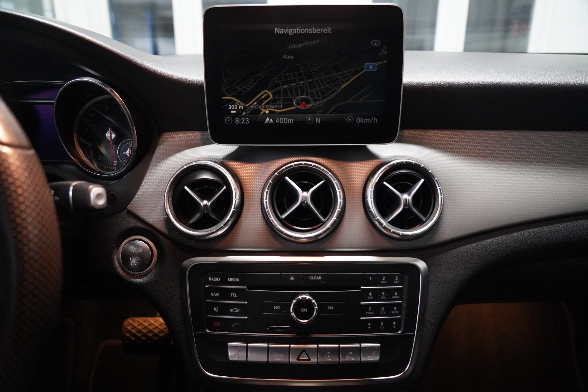 MERCEDES-BENZ CLA Shooting Brake 200 Night Star 7G-DCT-image-14