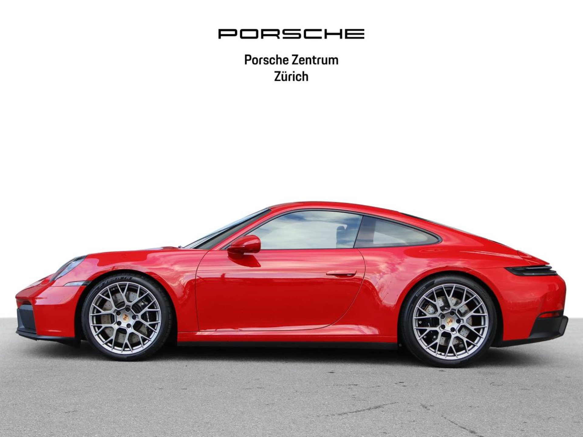 PORSCHE 911 Carrera GTS-image-1