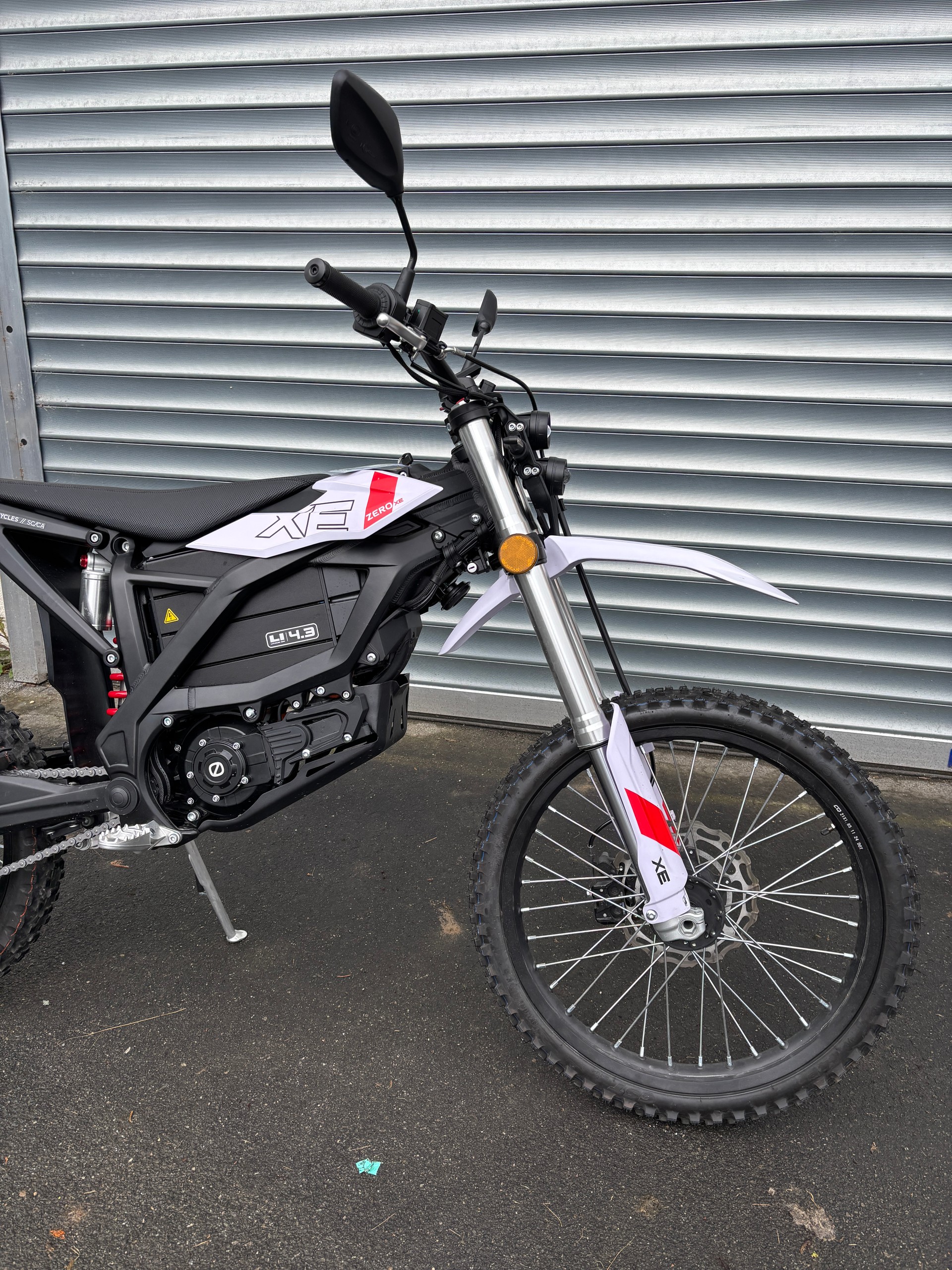 ZERO XE-showroom-element-2