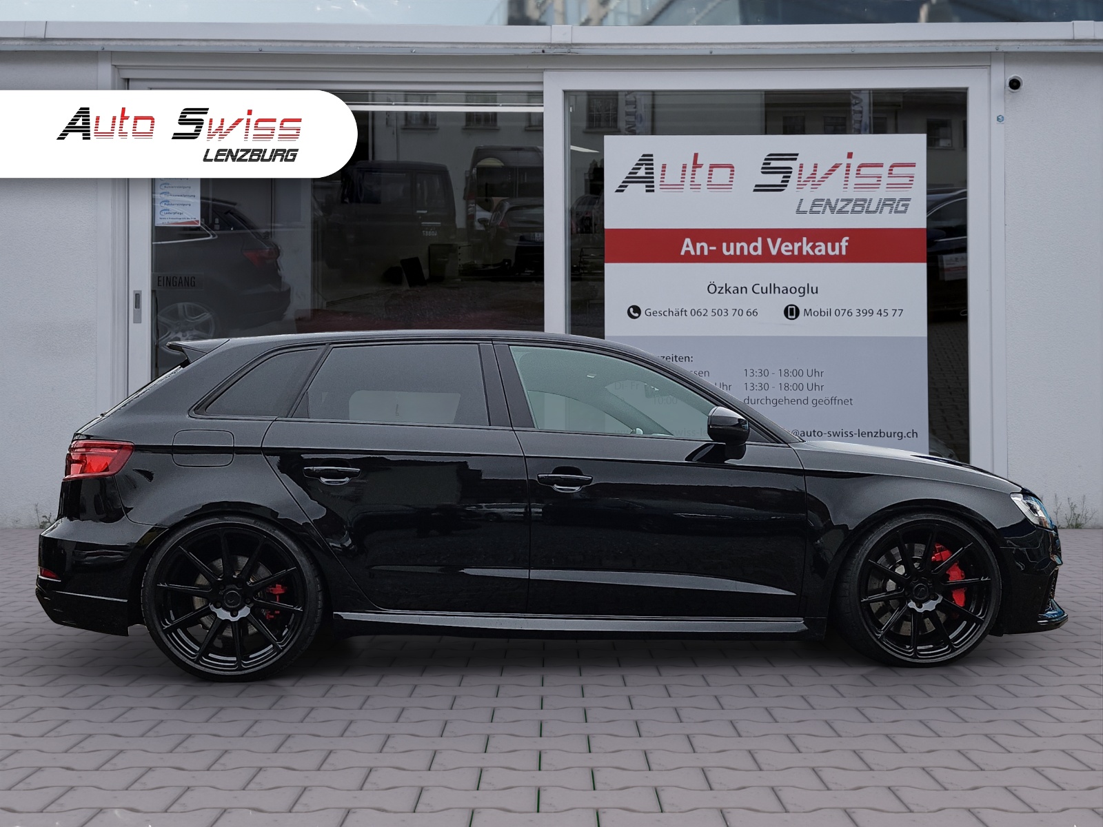 AUDI RS3 Sportback 2.5 TSI quattro S-tronic-image-2