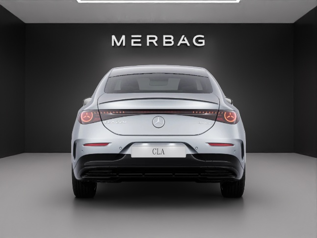 MERCEDES-BENZ CLA 220 8G-DCT 4Matic-image-2