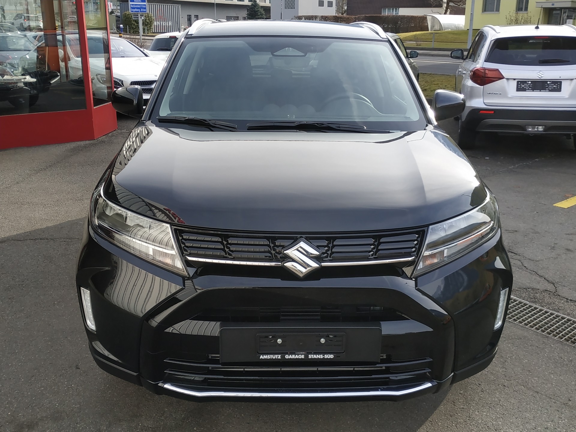 SUZUKI Vitara 1.4 Boosterjet Compact + 4x4 Hybrid Automatic-image-2
