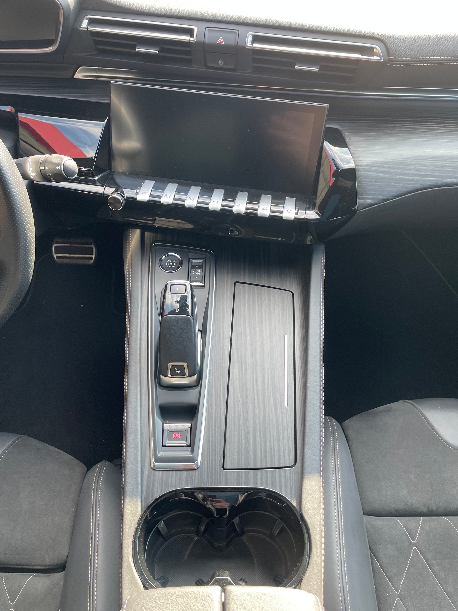 PEUGEOT 508 SW 1.2 Pure Tech GT Pack EAT8-image-11