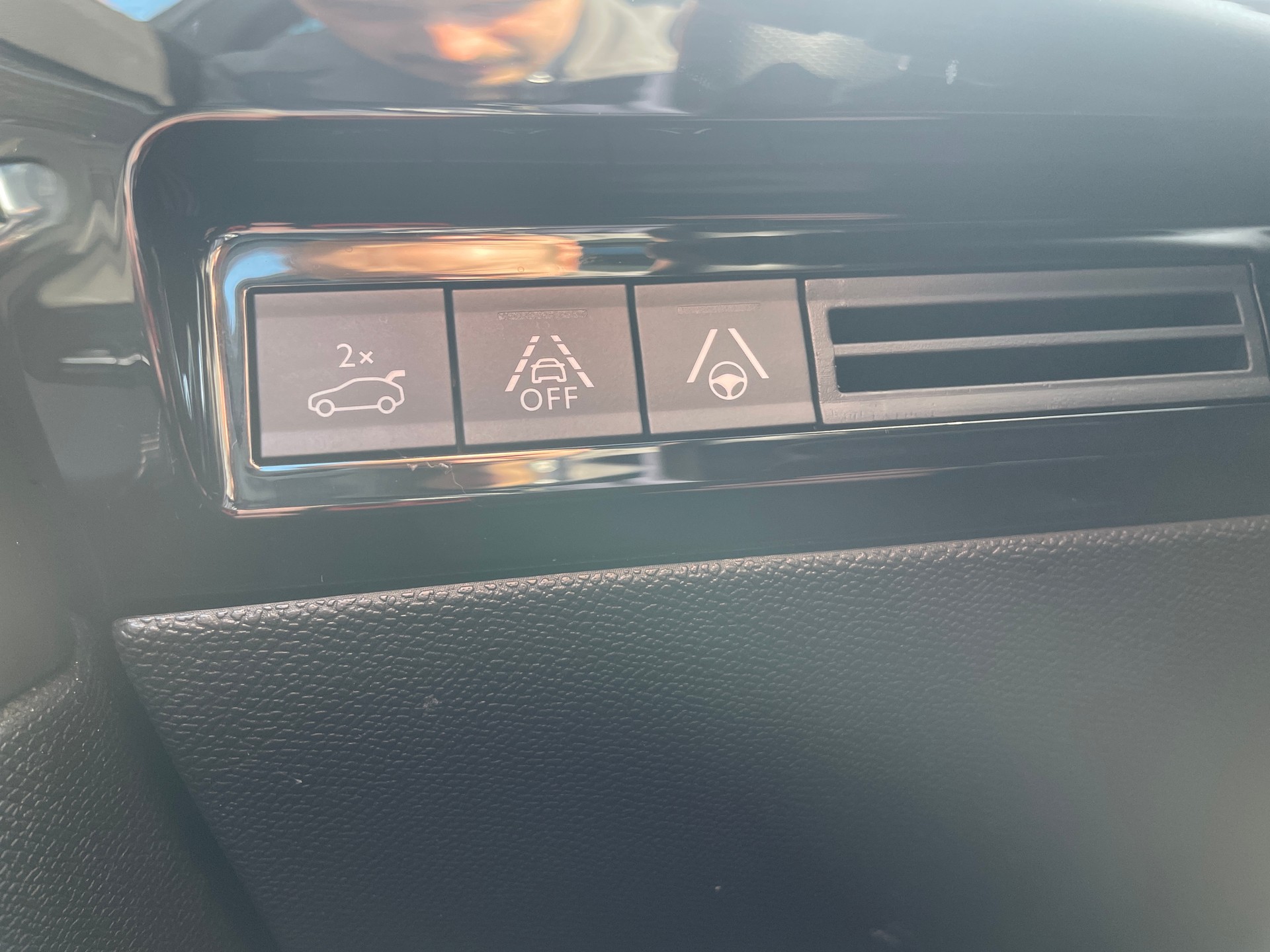 PEUGEOT 508 SW 1.2 Pure Tech GT Pack EAT8-image-18