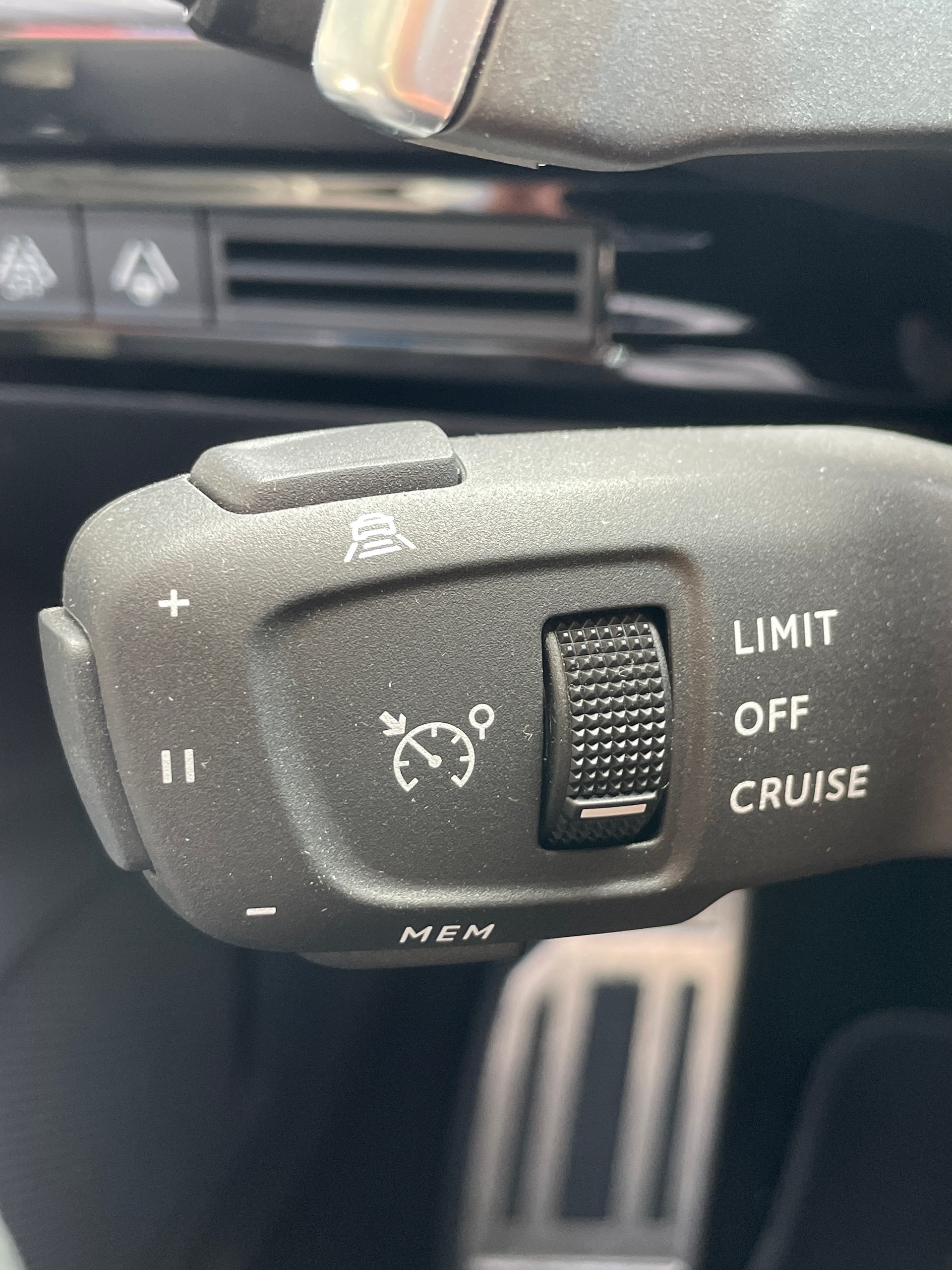 PEUGEOT 508 SW 1.2 Pure Tech GT Pack EAT8-image-20