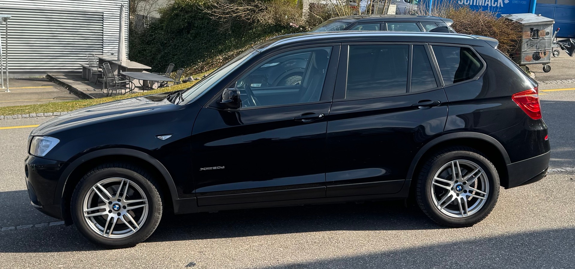 BMW X3 xDrive 20d Steptronic-showroom-element-3