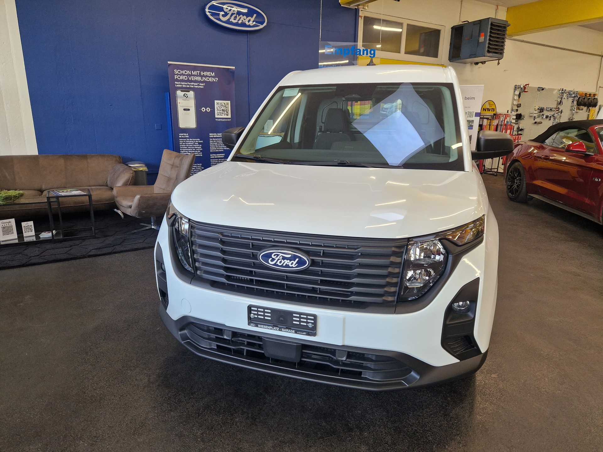 FORD Transit Courier Van 1.0 EcoBoost Trend