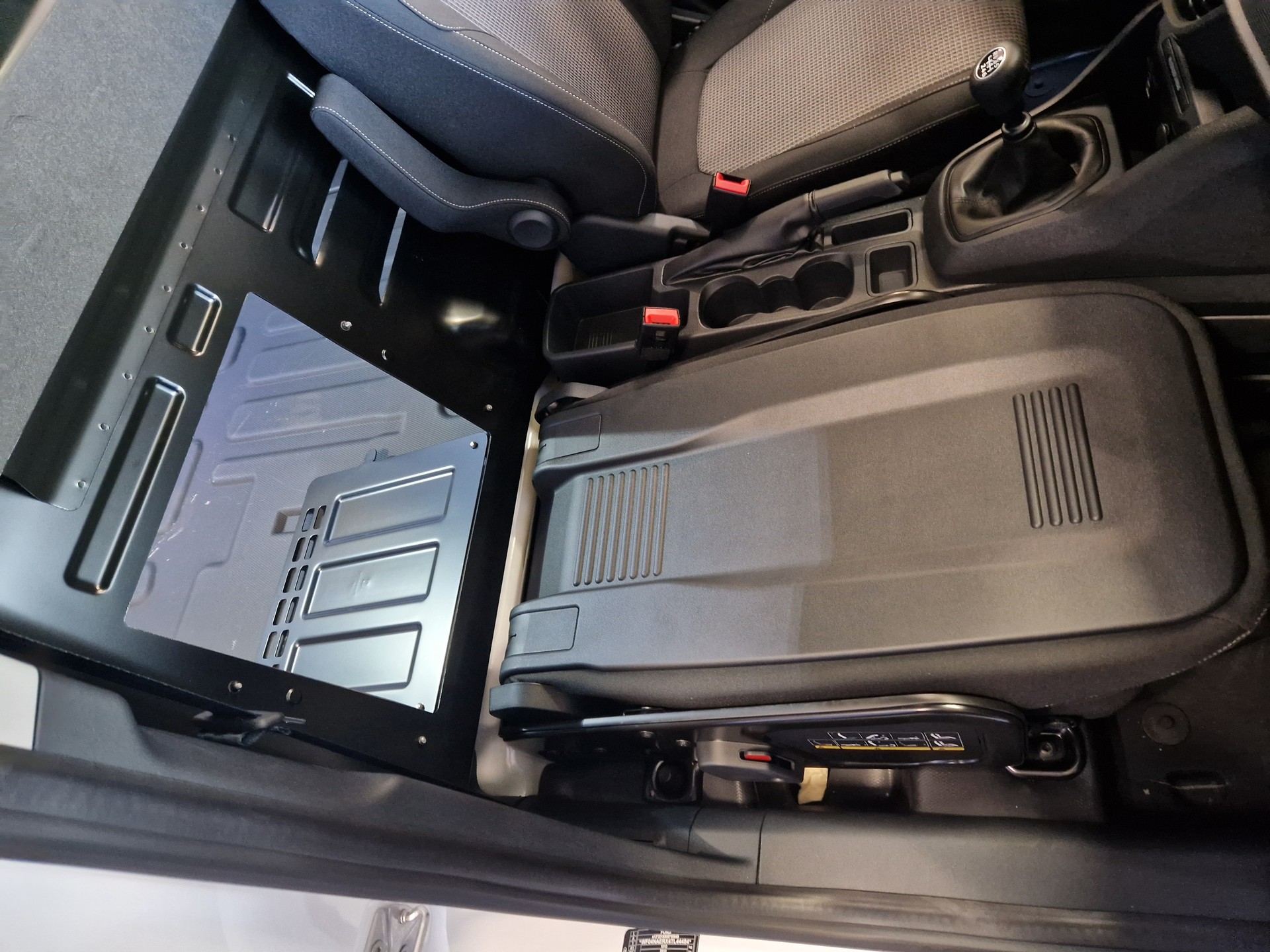 FORD Transit Courier Van 1.0 EcoBoost Trend-image-9