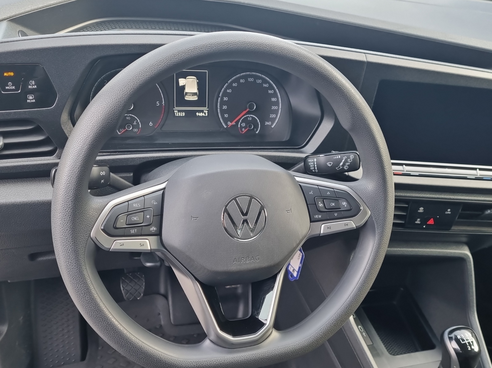 VW Caddy Cargo 2.0TDI Maxi 4Motion-image-9