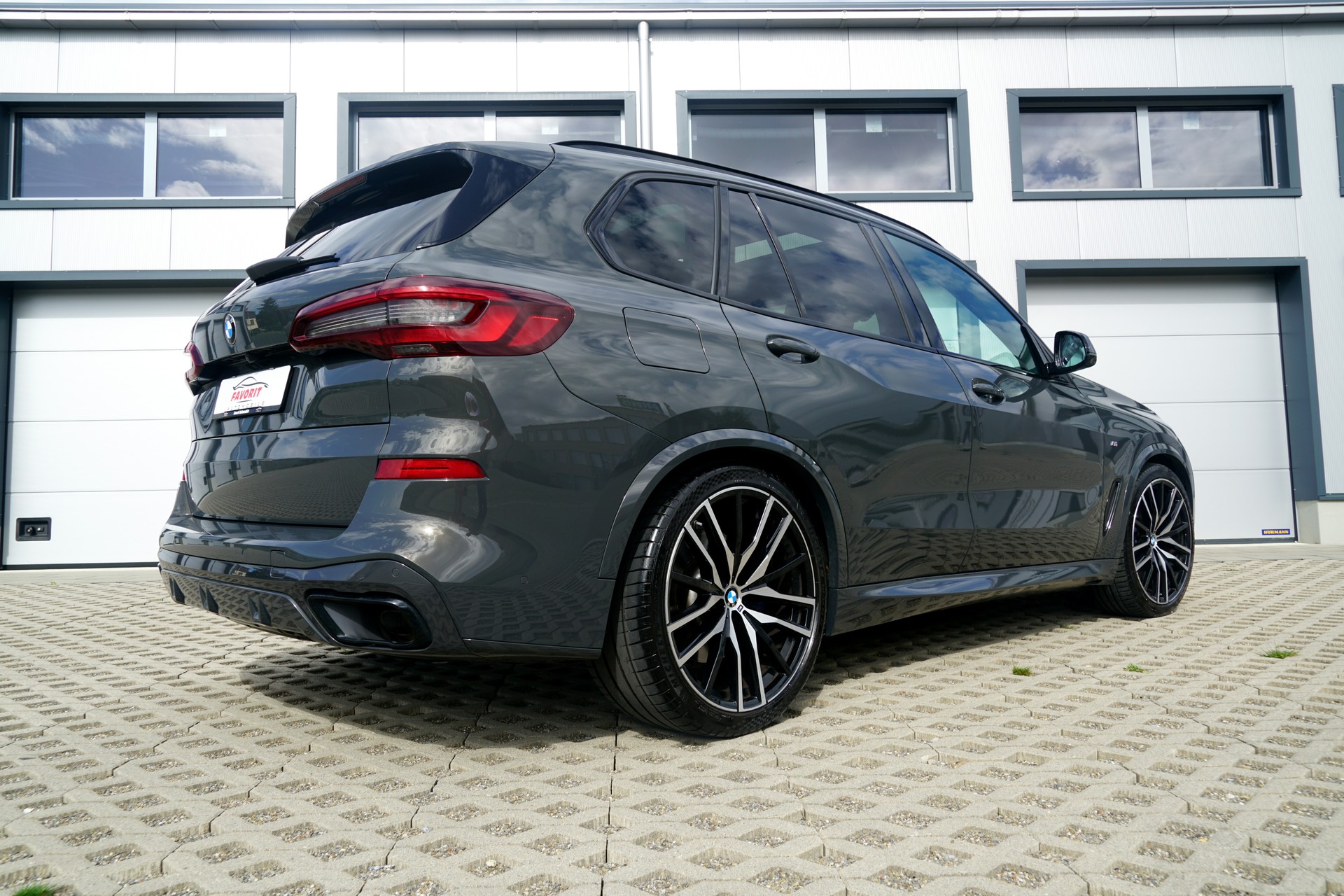 BMW X5 xDrive 48V 40d M Sport Steptronic (CH) **7-Sitze**-image-14