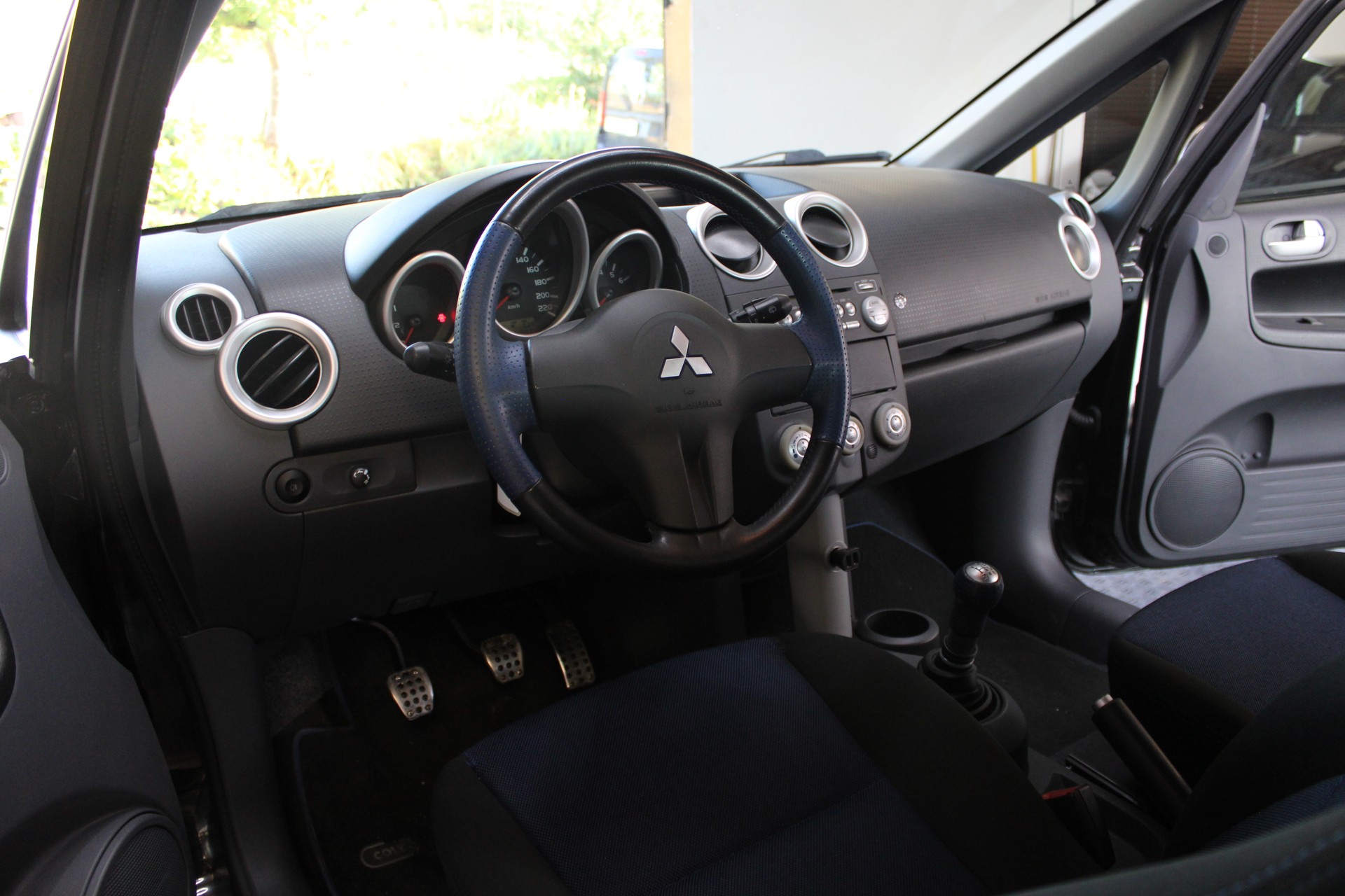 MITSUBISHI Colt 1.3 16V Fashion-image-8