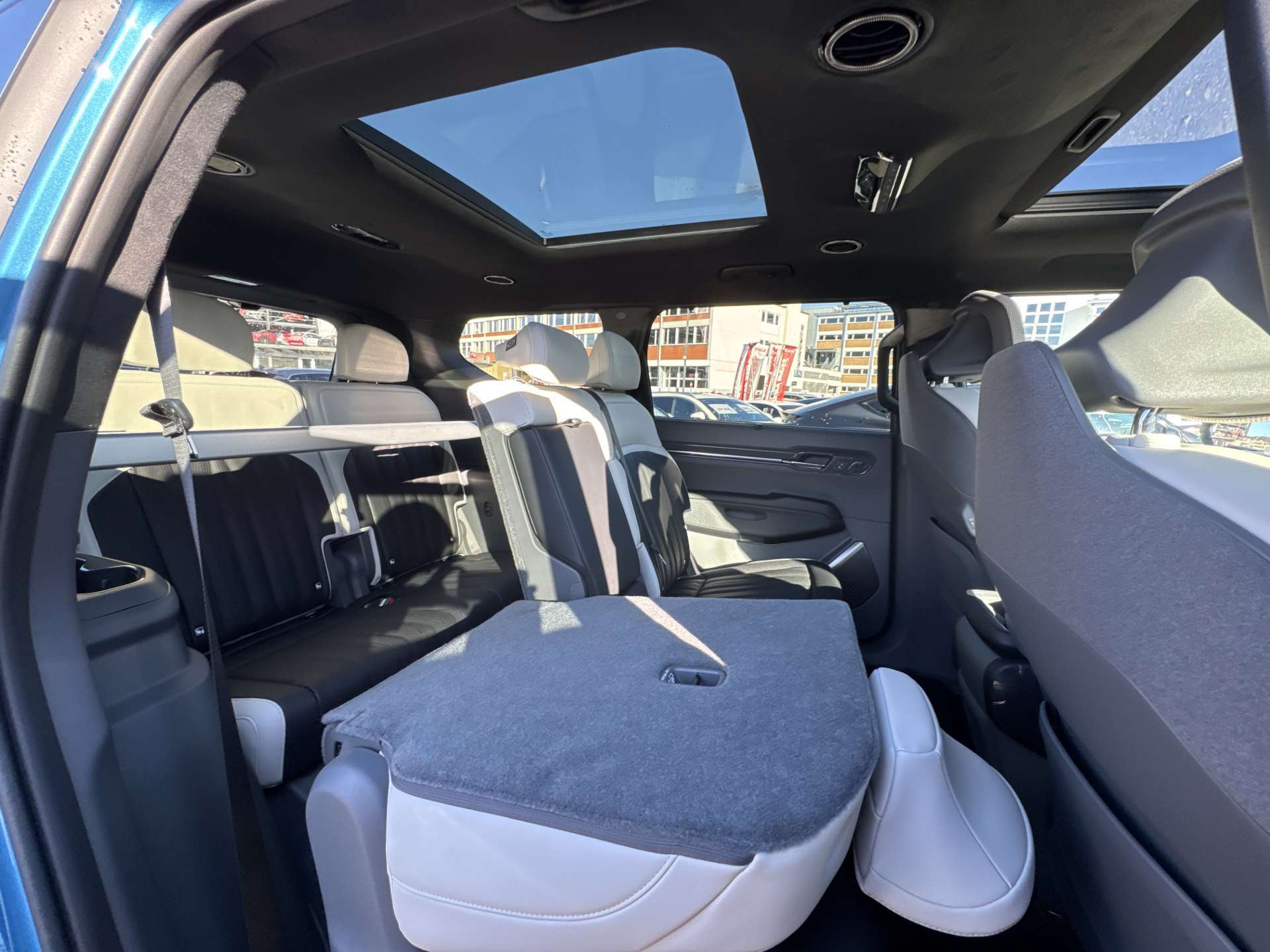 KIA EV9 99,8 kWh GT-Line 385PS 7-Plätzer 4x4 Automat-image-5