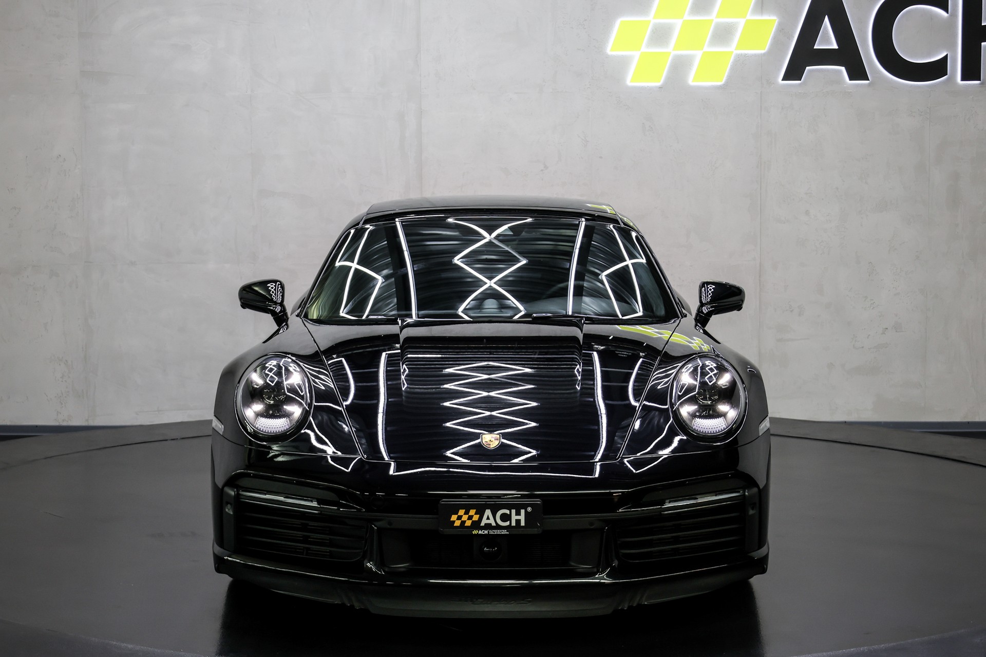 PORSCHE 911 Turbo S PDK-image-1