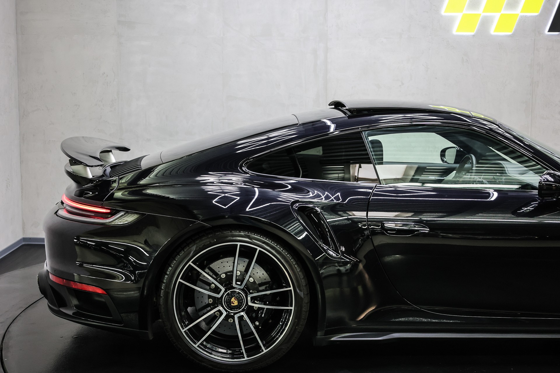 PORSCHE 911 Turbo S PDK-image-14