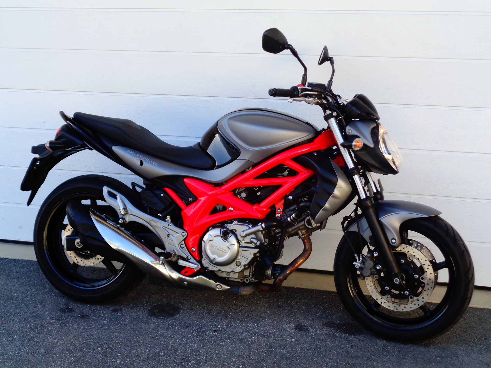 SUZUKI SFV 650 Gladius ABS