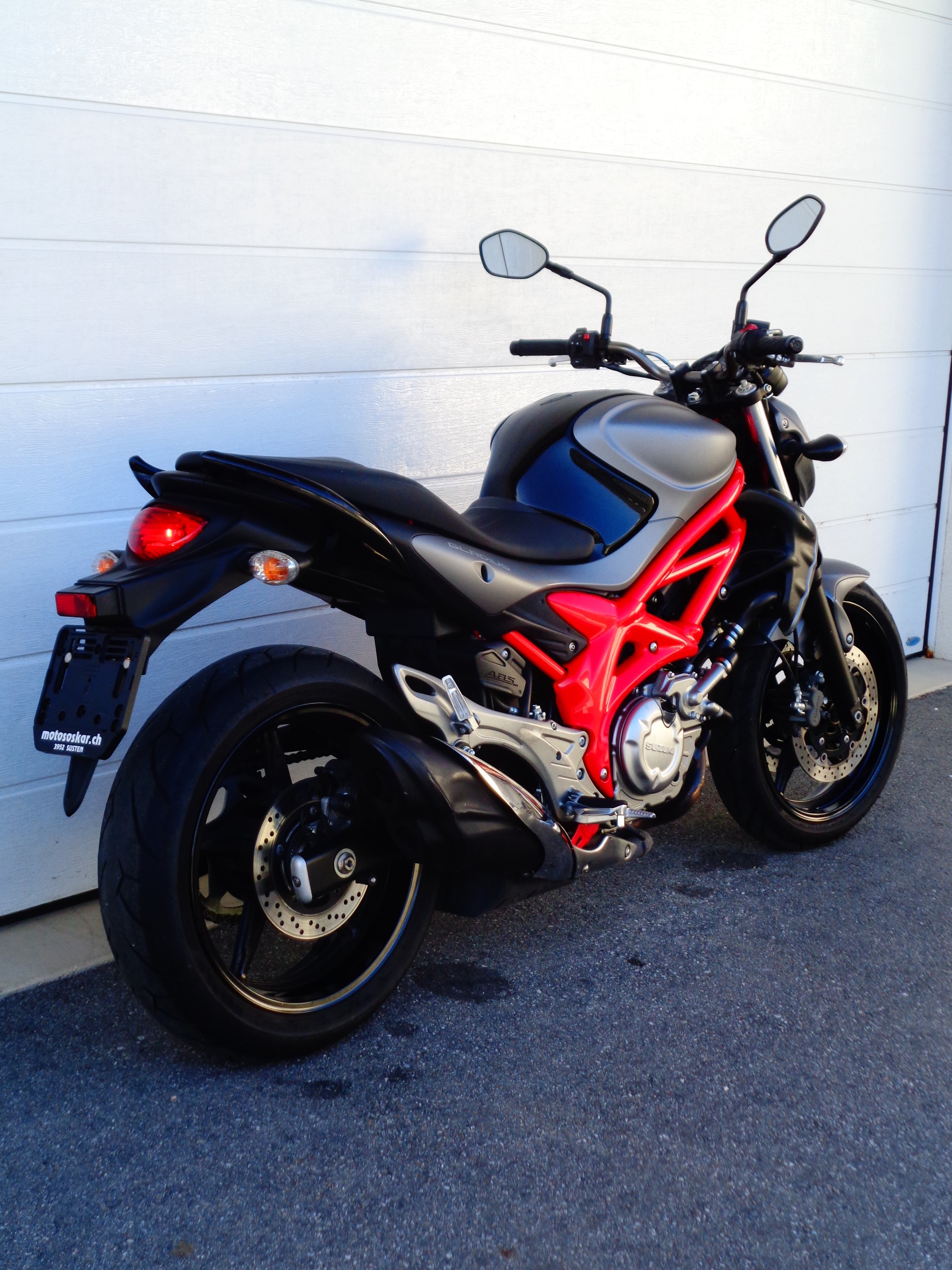 SUZUKI SFV 650 Gladius ABS-showroom-element-3