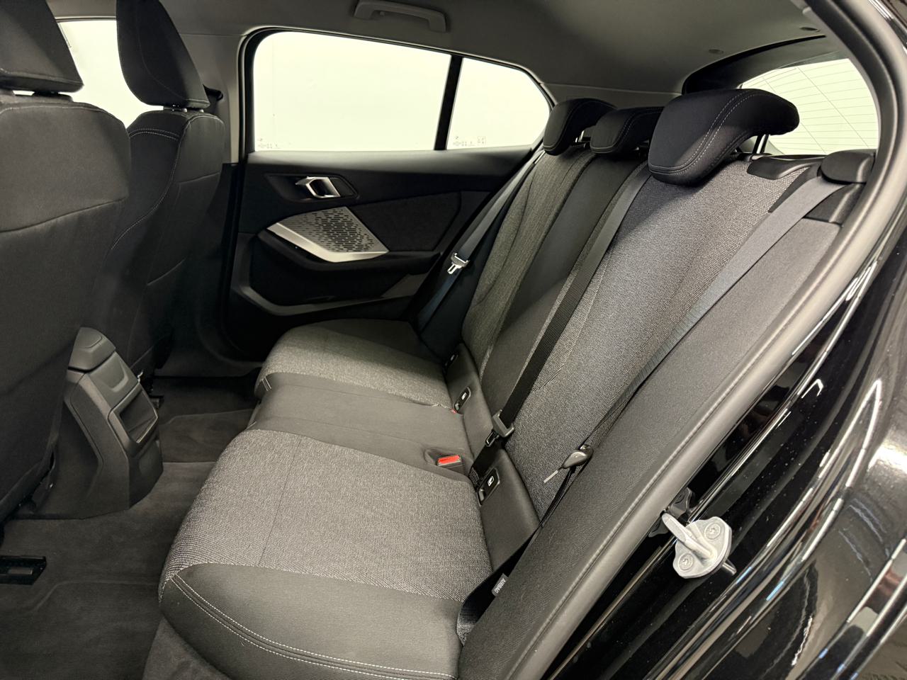BMW 120d M Sport Steptronic-image-8