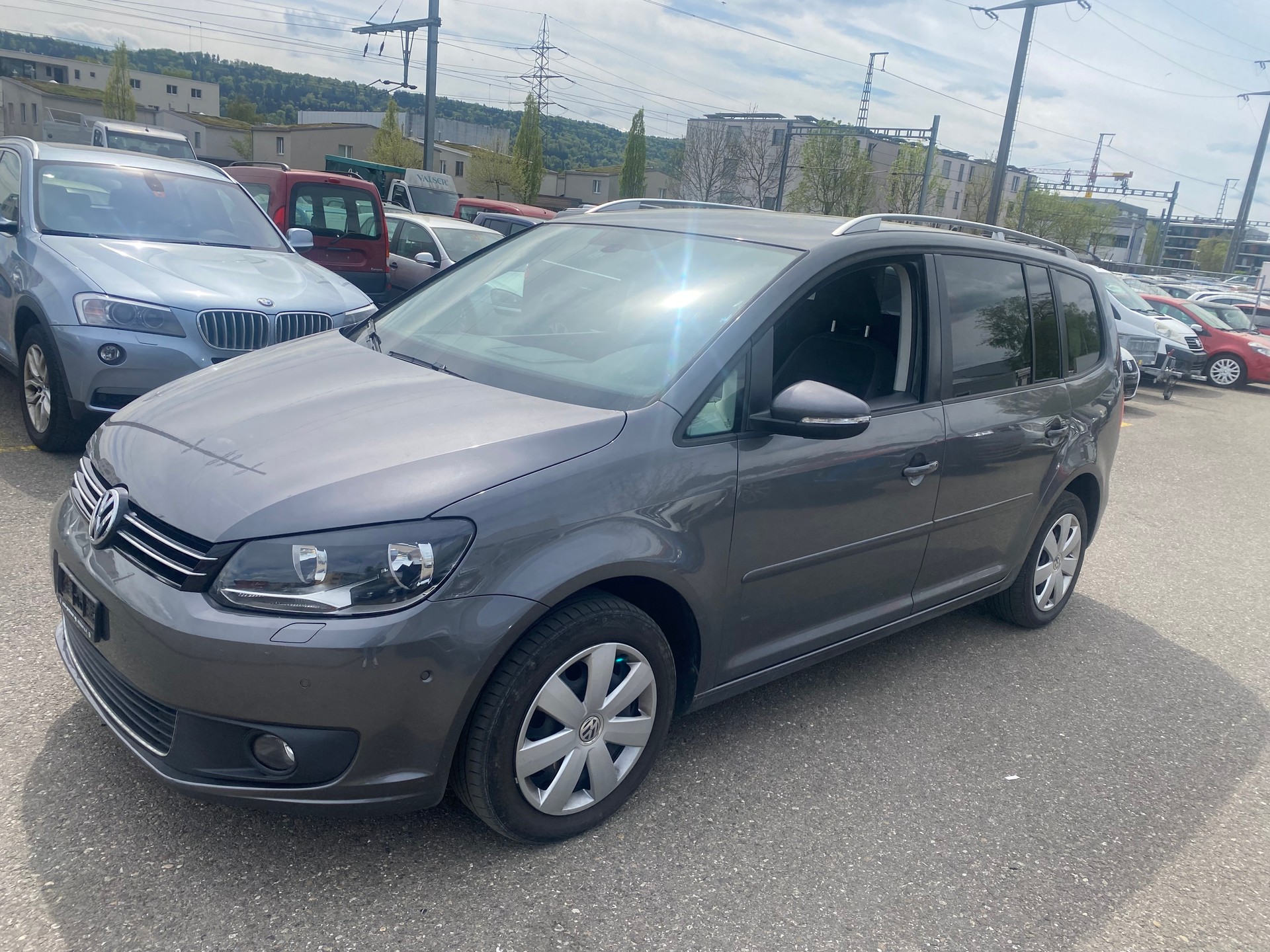 VW Touran 1.6 TDI Comfortline DSG-image-2