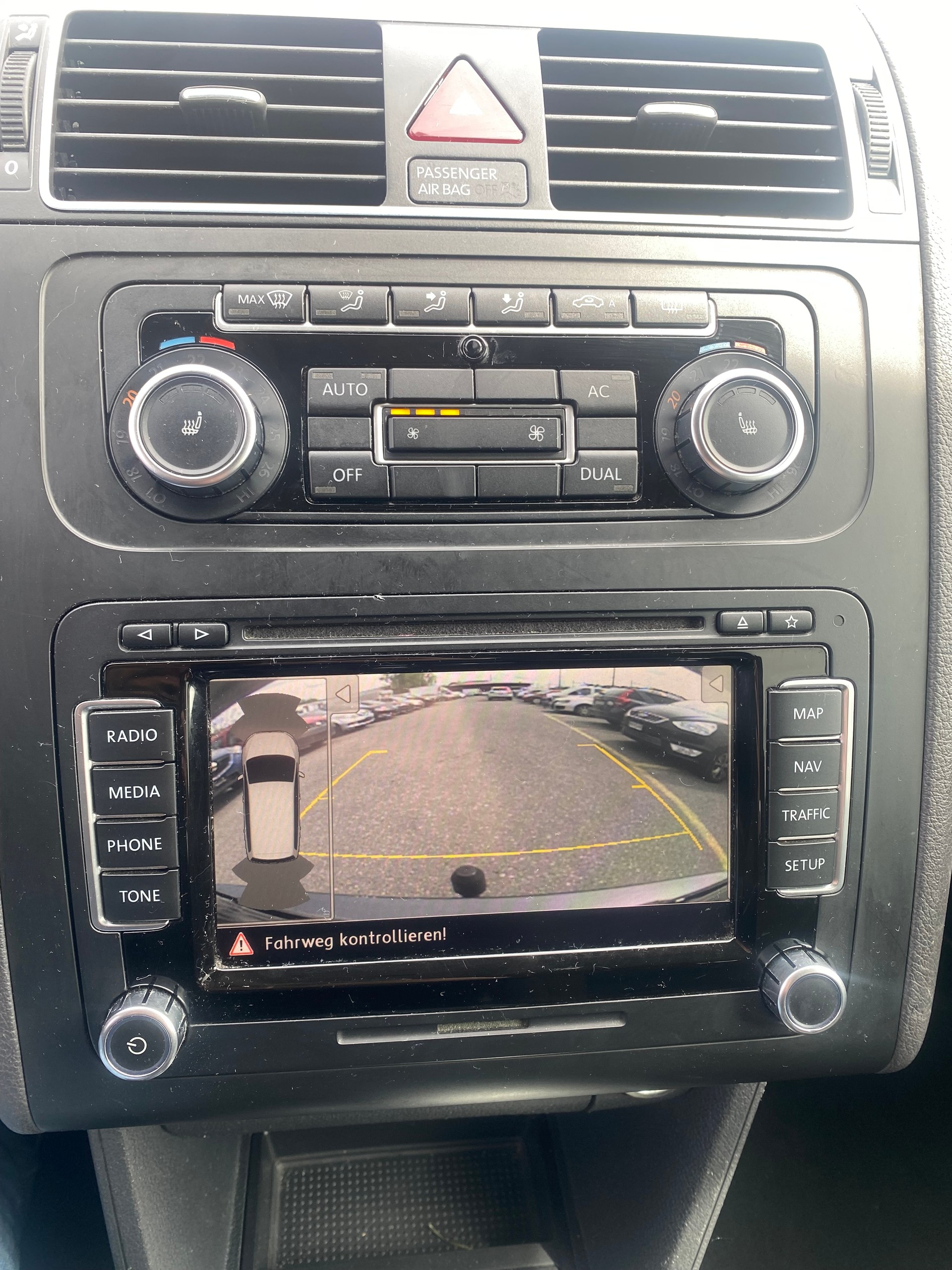 VW Touran 1.6 TDI Comfortline DSG-image-14