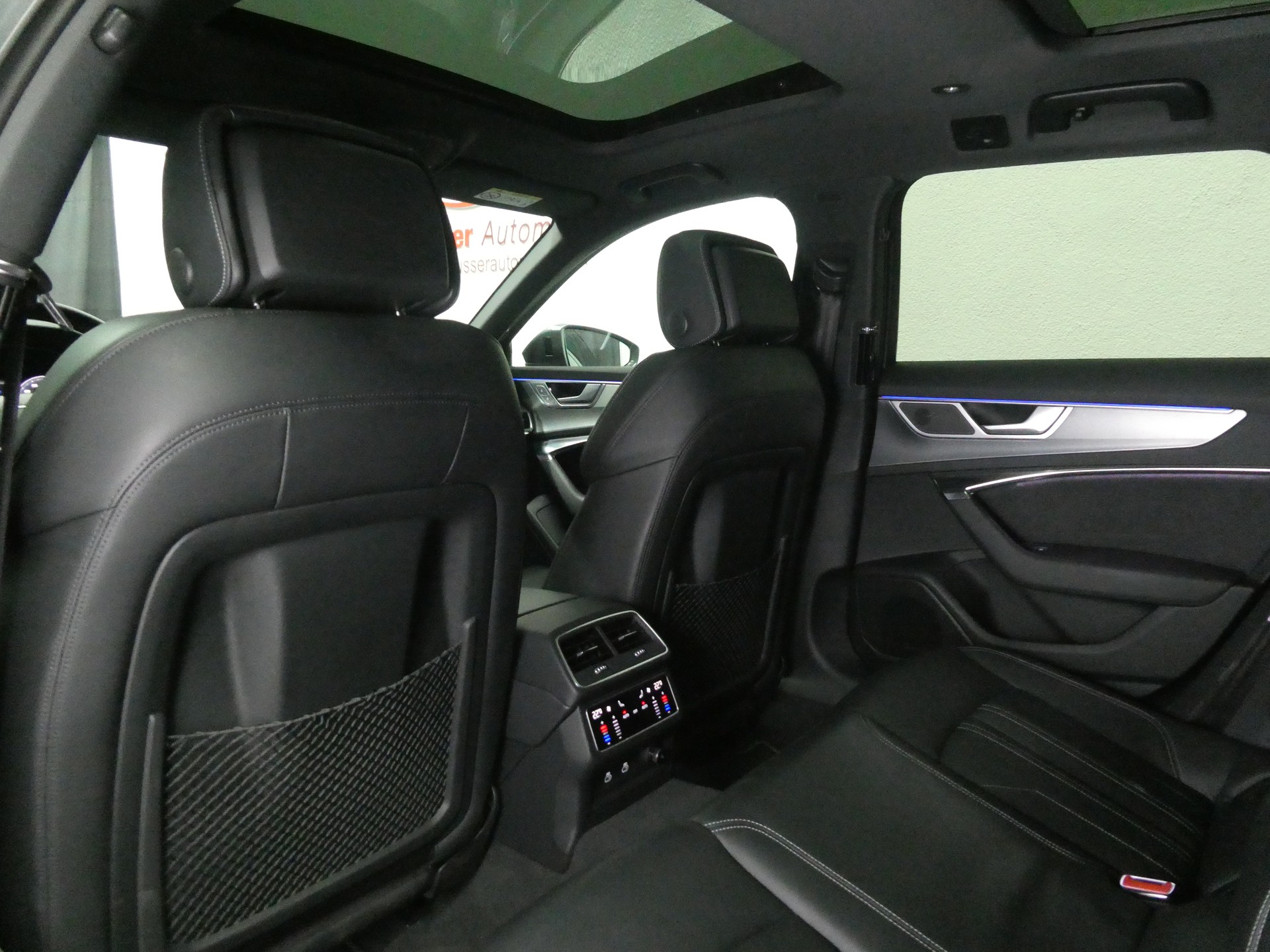 AUDI A6 Avant 55 TFSI S-Line quattro S-tronic - Panorama - Navigation - Leder - Head-Up - Kamera - 340 PS-image-10
