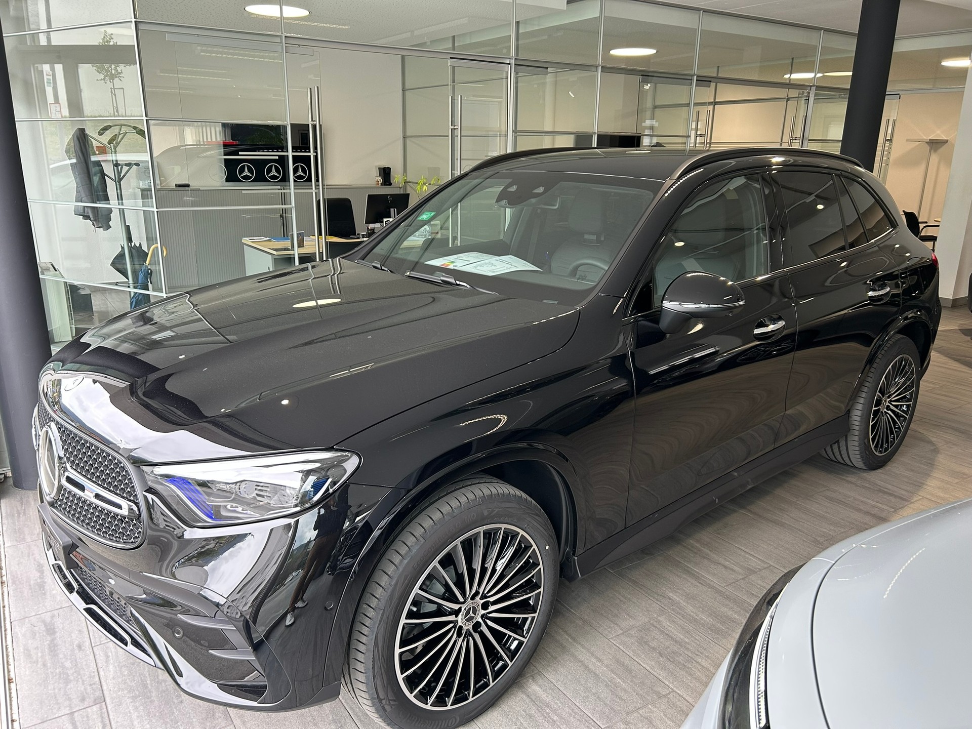 MERCEDES-BENZ GLC 400 e 4Matic EQ Star 9G-Tronic-image-0