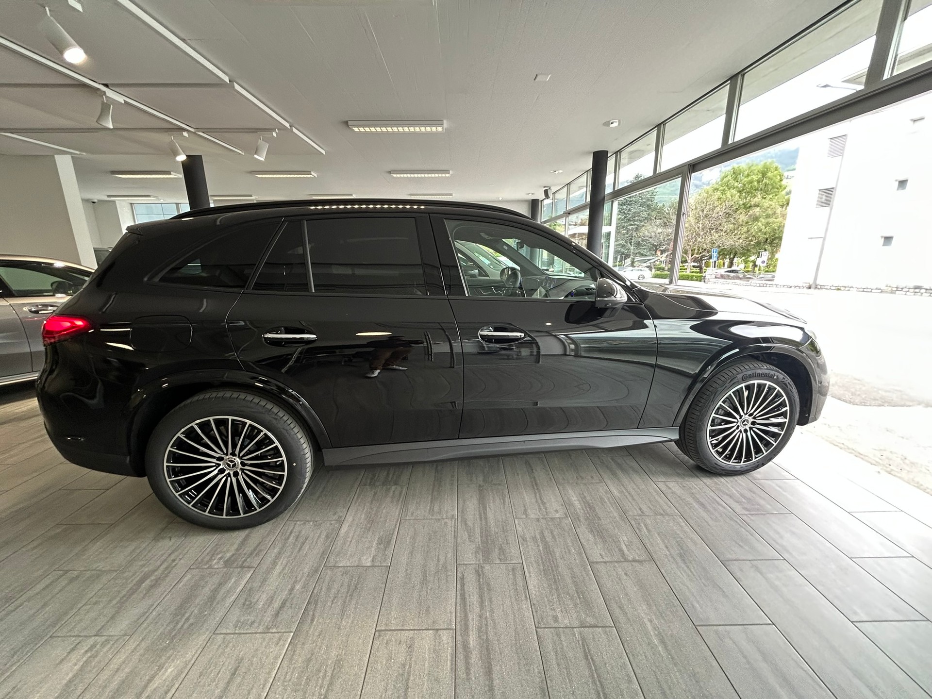 MERCEDES-BENZ GLC 400 e 4Matic EQ Star 9G-Tronic-image-2