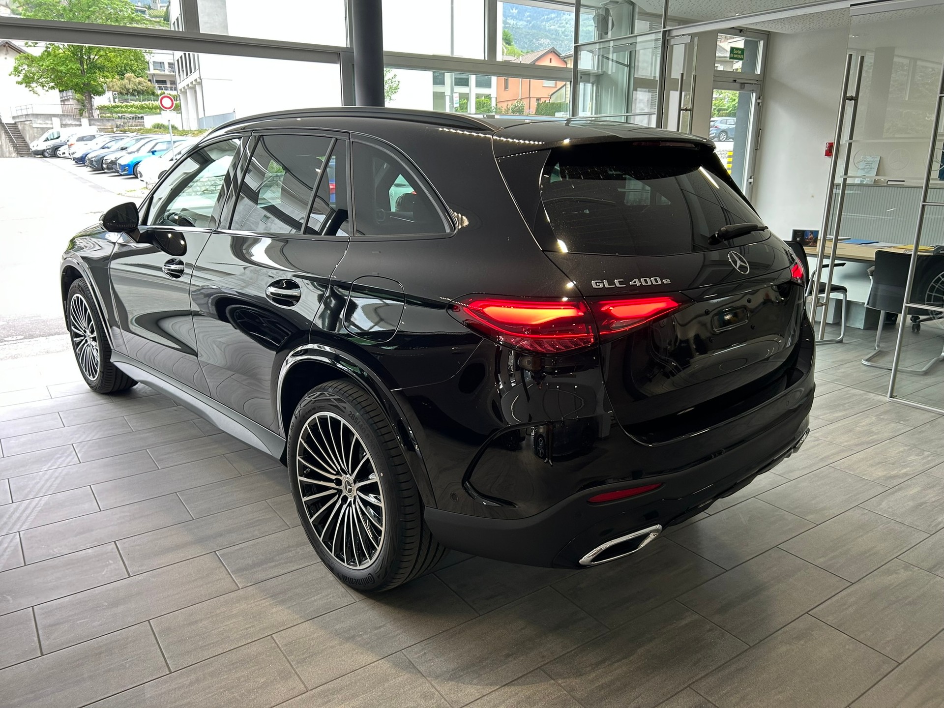 MERCEDES-BENZ GLC 400 e 4Matic EQ Star 9G-Tronic-image-4