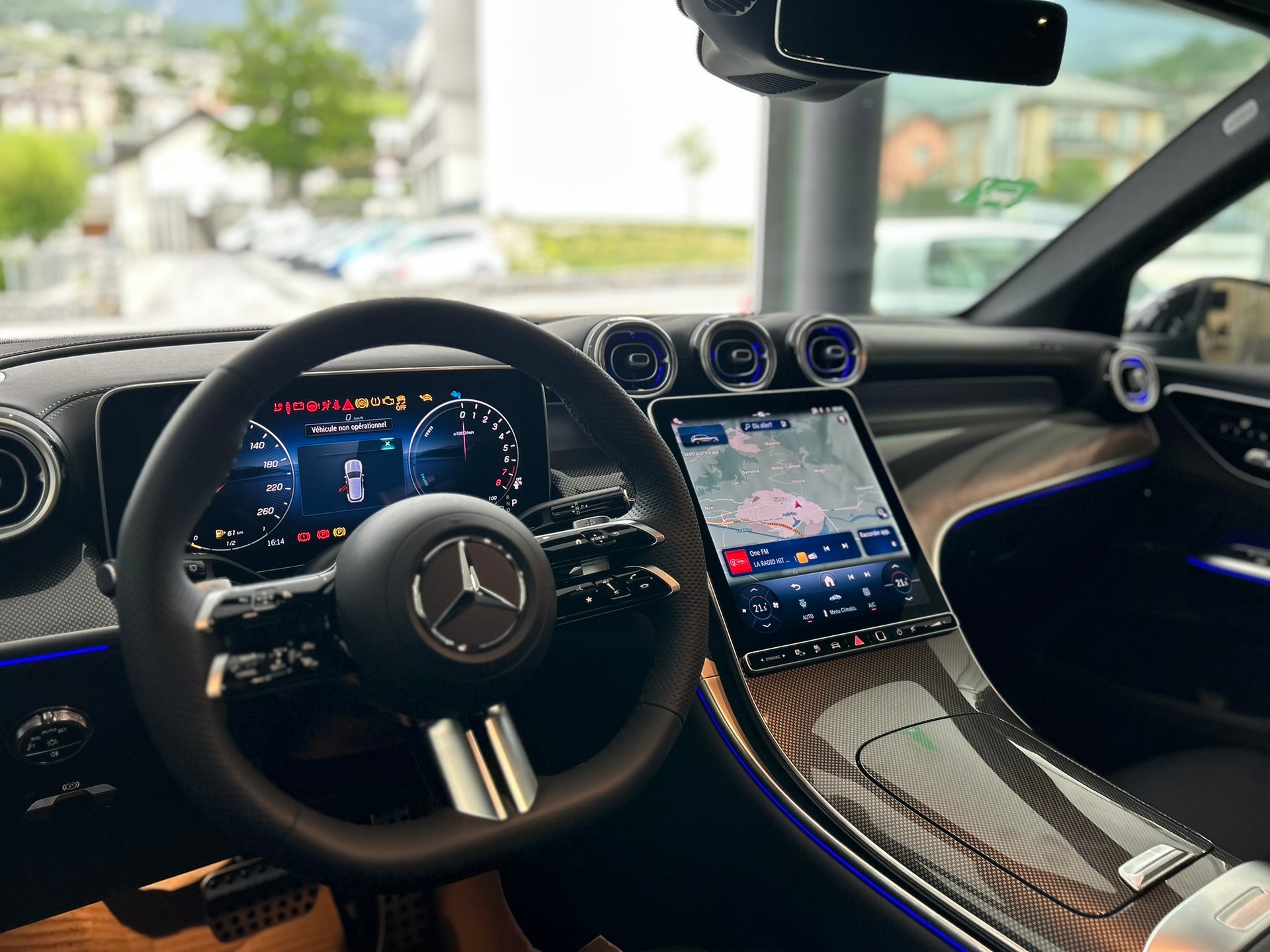MERCEDES-BENZ GLC 400 e 4Matic EQ Star 9G-Tronic-image-7