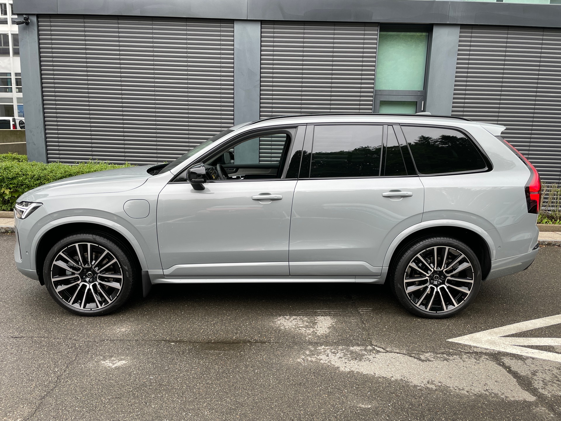 VOLVO XC90 T8 eAWD PluginHybrid Plus Dark Geartronic, Polestar Performance mit AHK-image-1