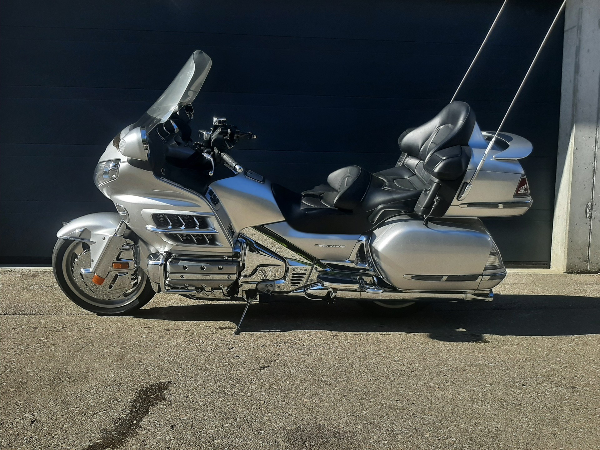 HONDA GL 1800 A Goldwing-showroom-element-1